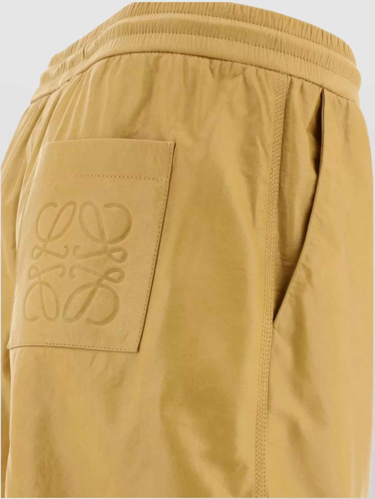 Loewe Stylish Leather Shorts With Pockets And Waistband