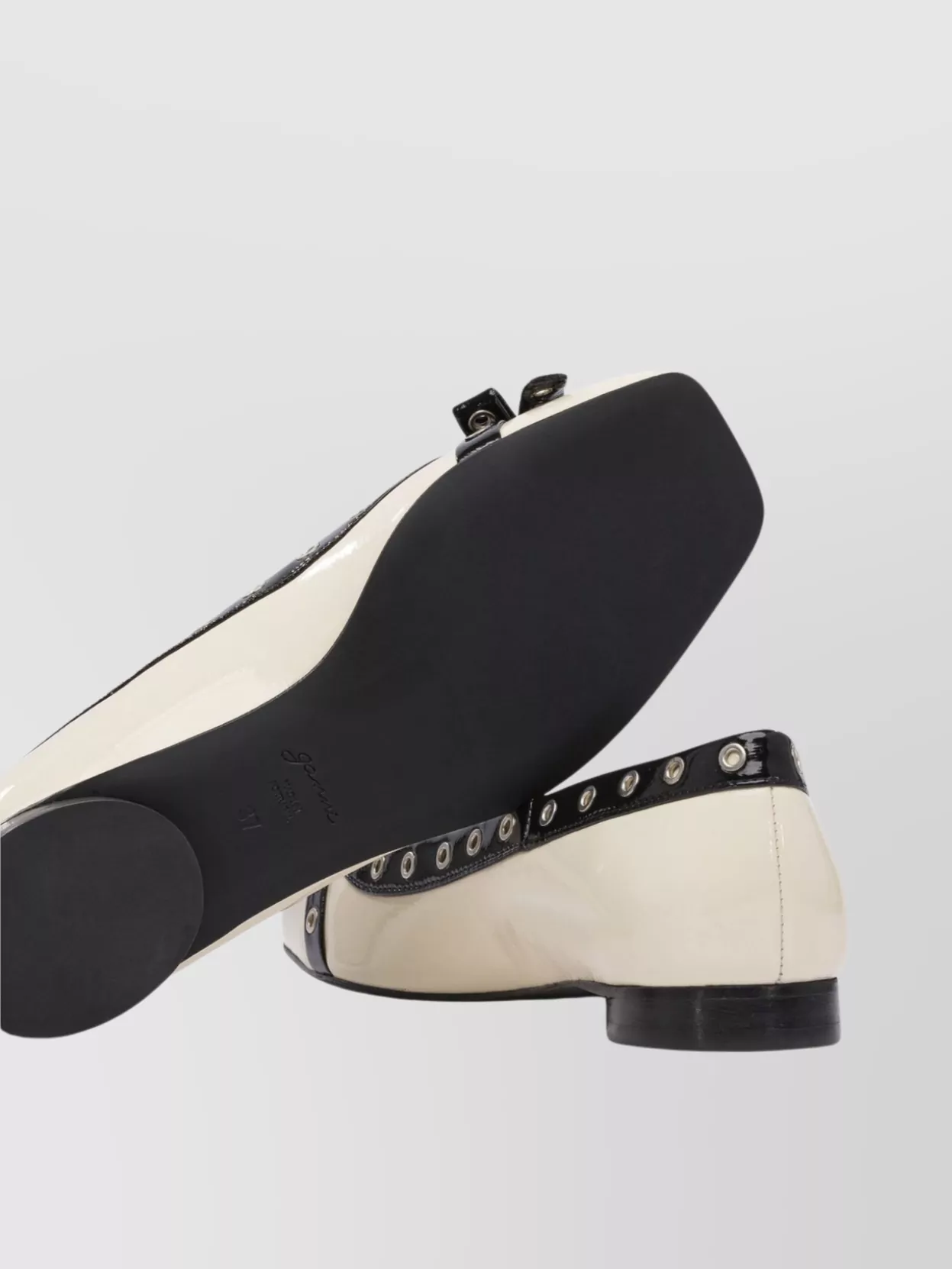 Ganni Ballerine Con Fiocco E Occhielli Ballerinas