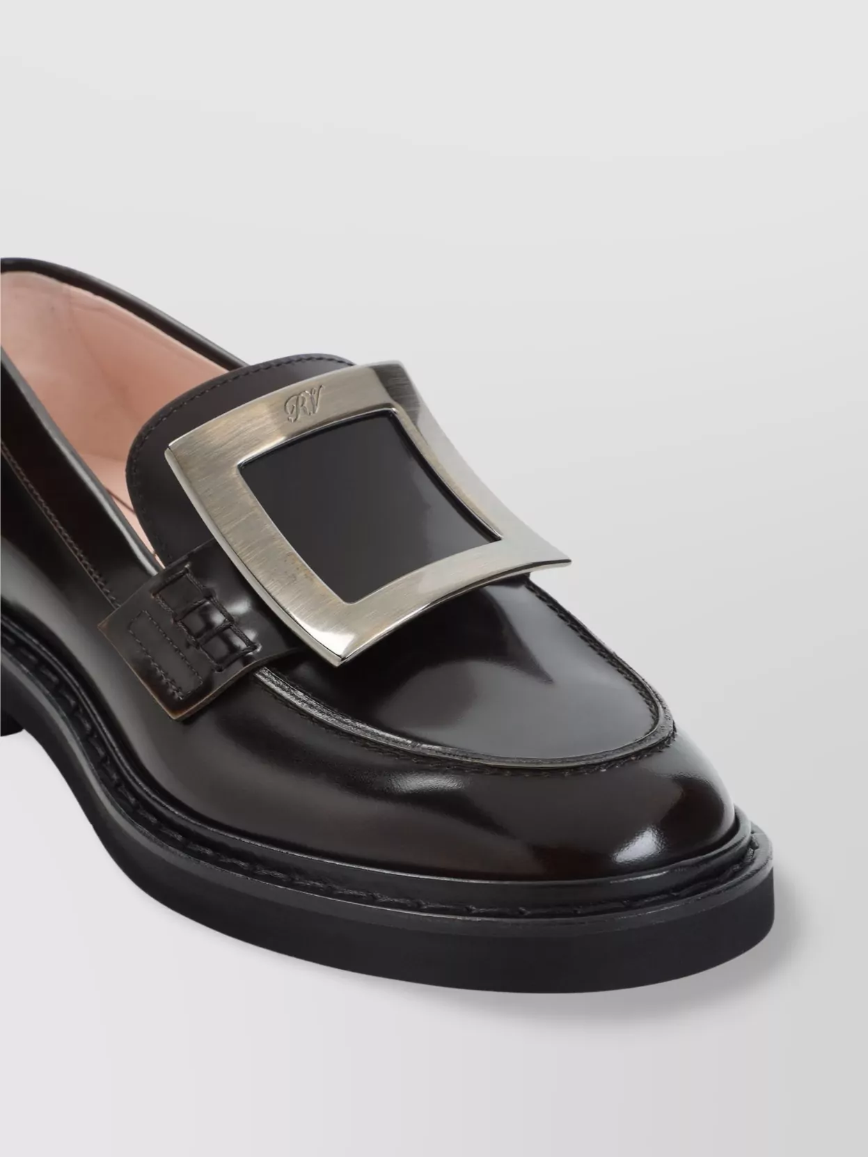 ROGER VIVIER VIV RANGERS MET BUC 25 LOAFERS メタル Roger Vivier Viv rangers met buc 25 loafers | The Fashion Square