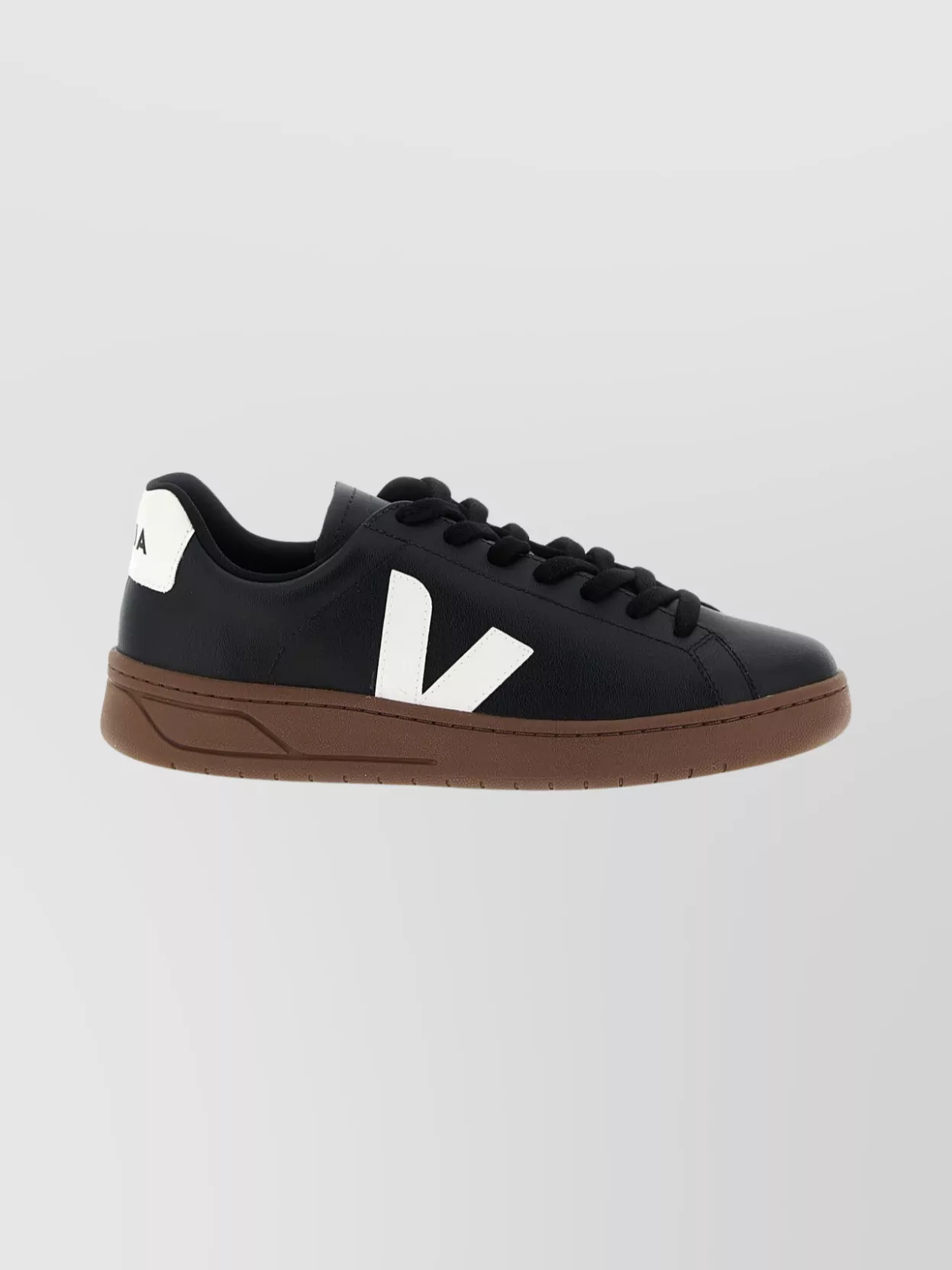 Veja Contrast Sole Urca Sneaker Design