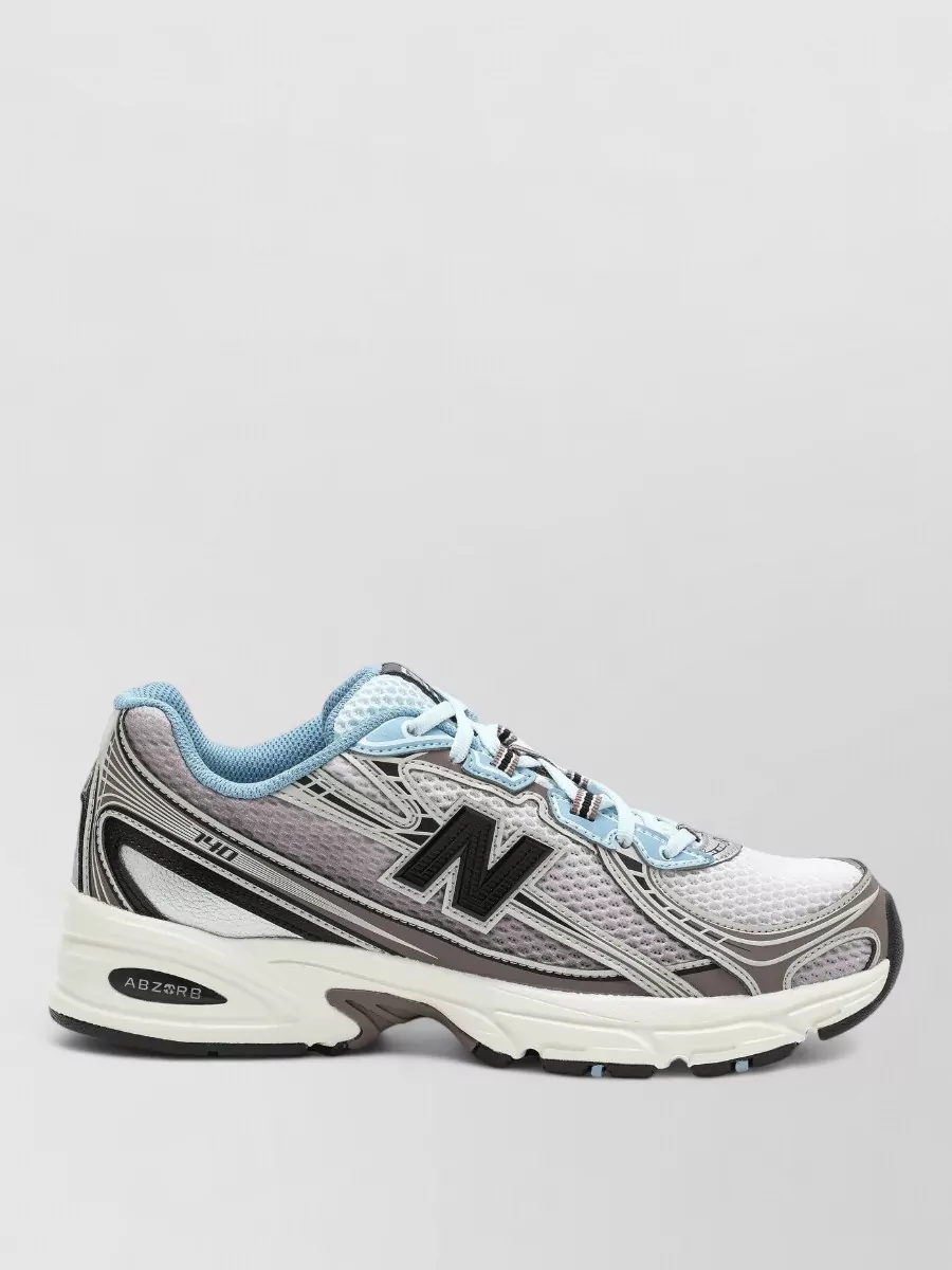 New Balance low-top sneakers