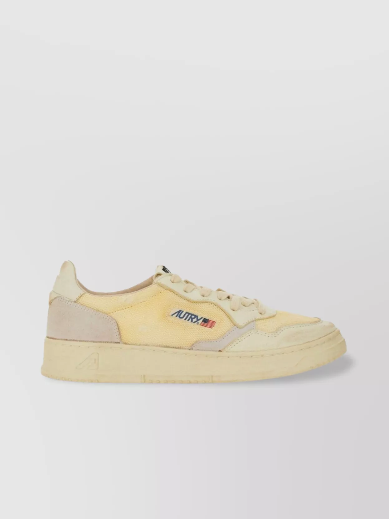 Autry Low Vintage Sneakers Perforated Toe