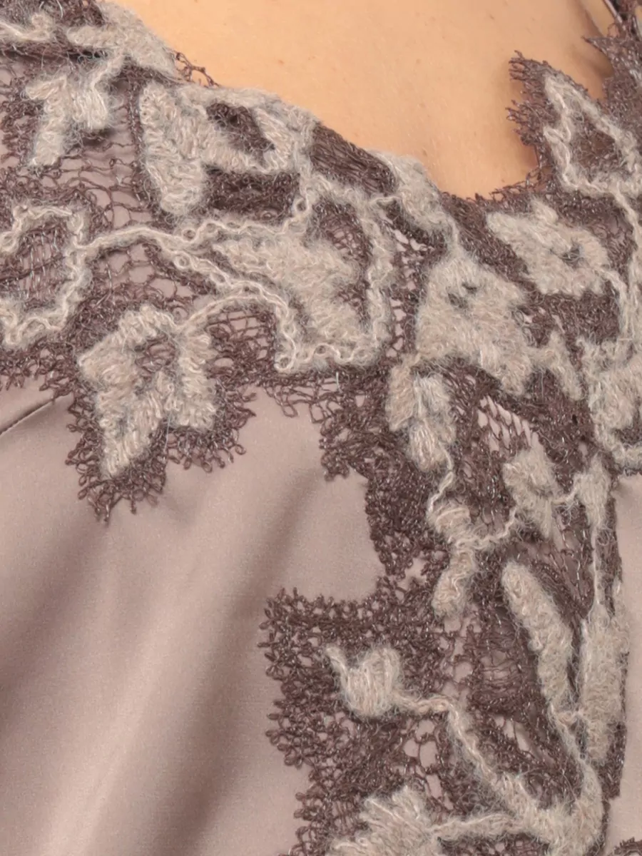 D.exterior Lace Trim Sleeveless Top