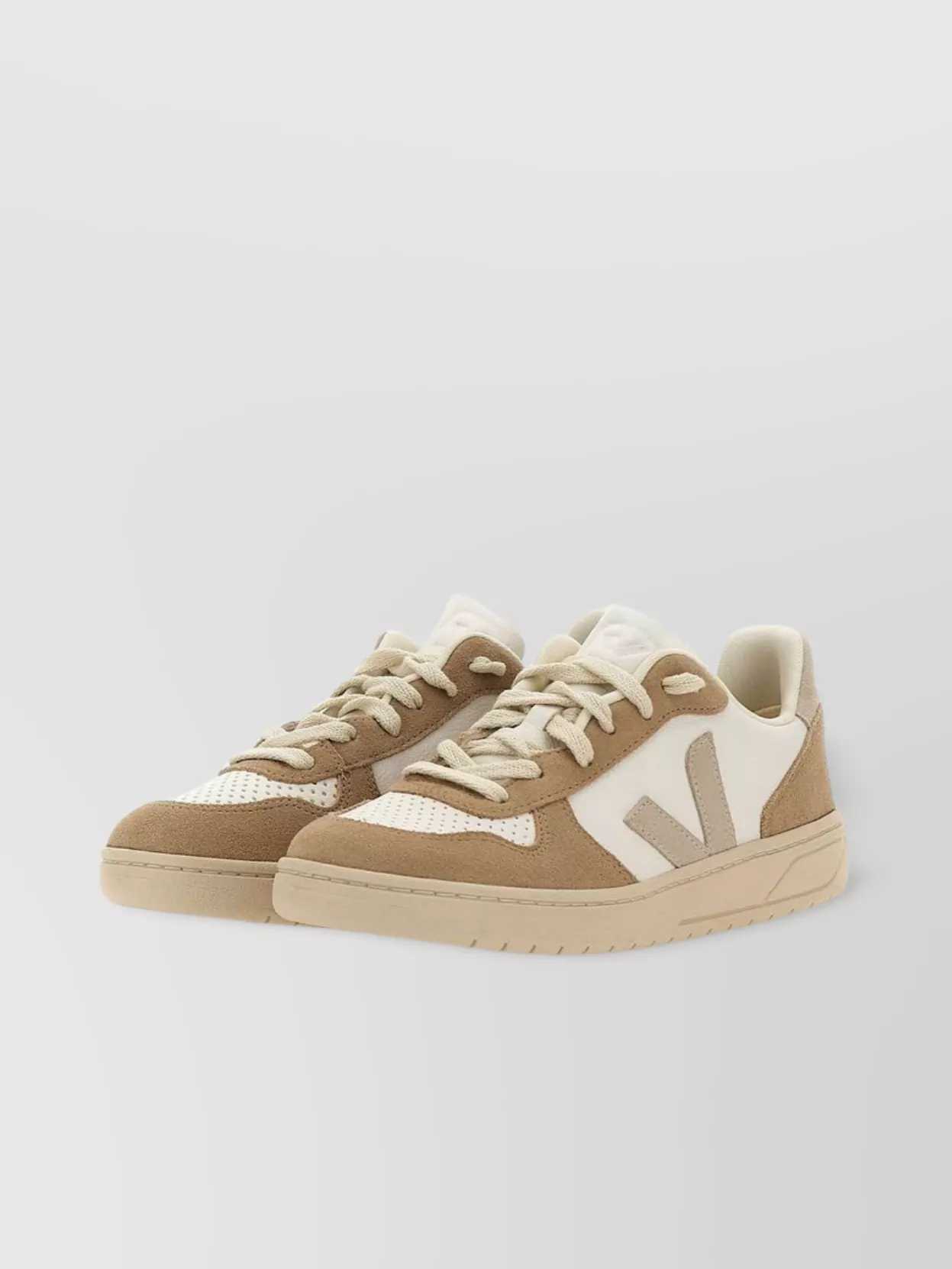 Veja Leather Low-Top Sneakers