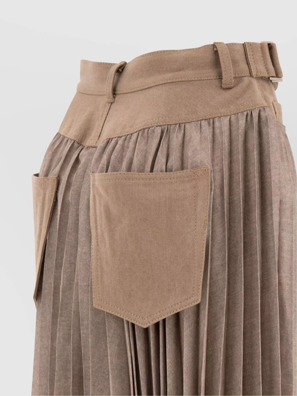 Sacai Pleated Skirt With Pockets And Loops