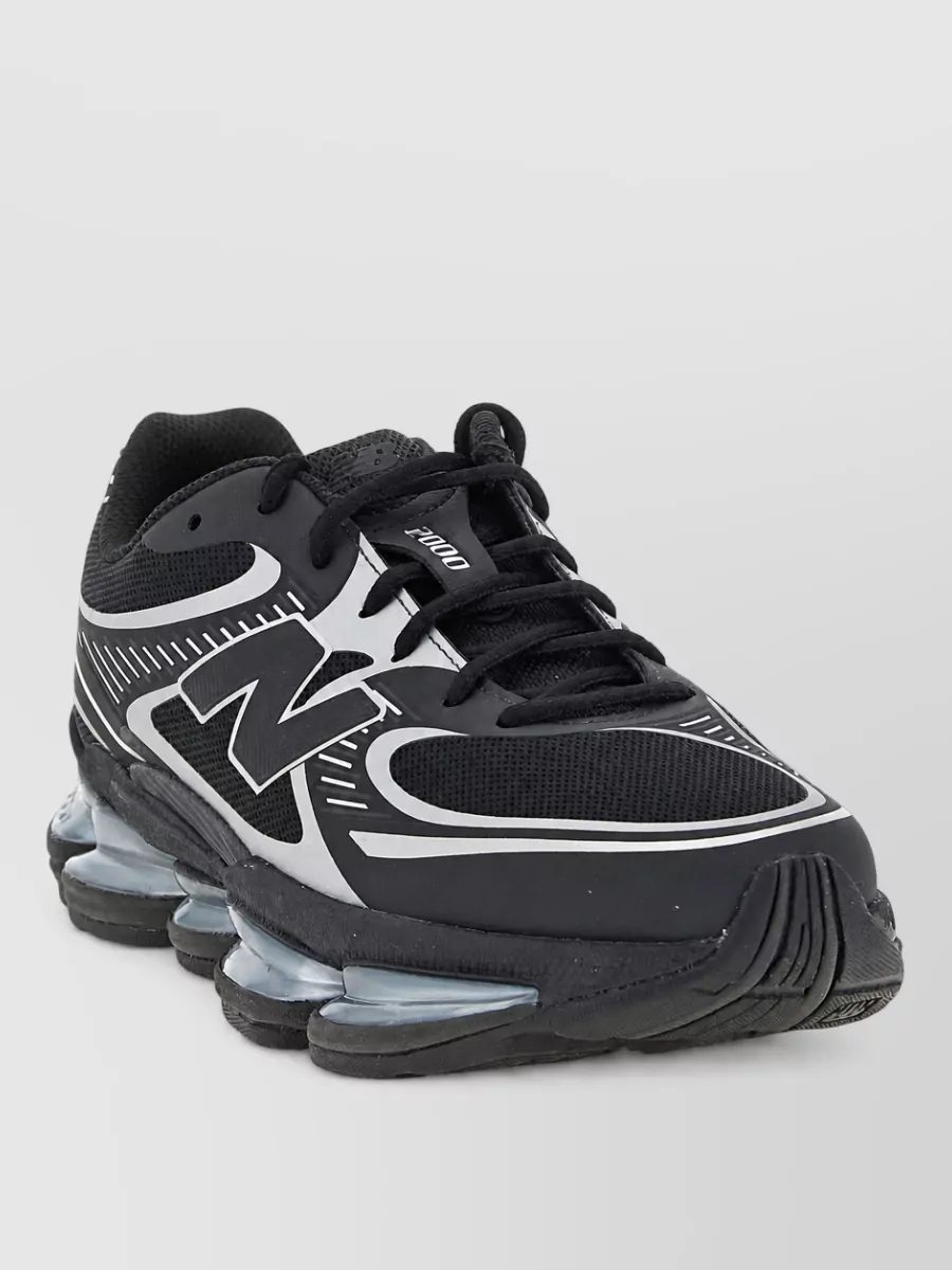 New Balance 2000 low-top sneakers