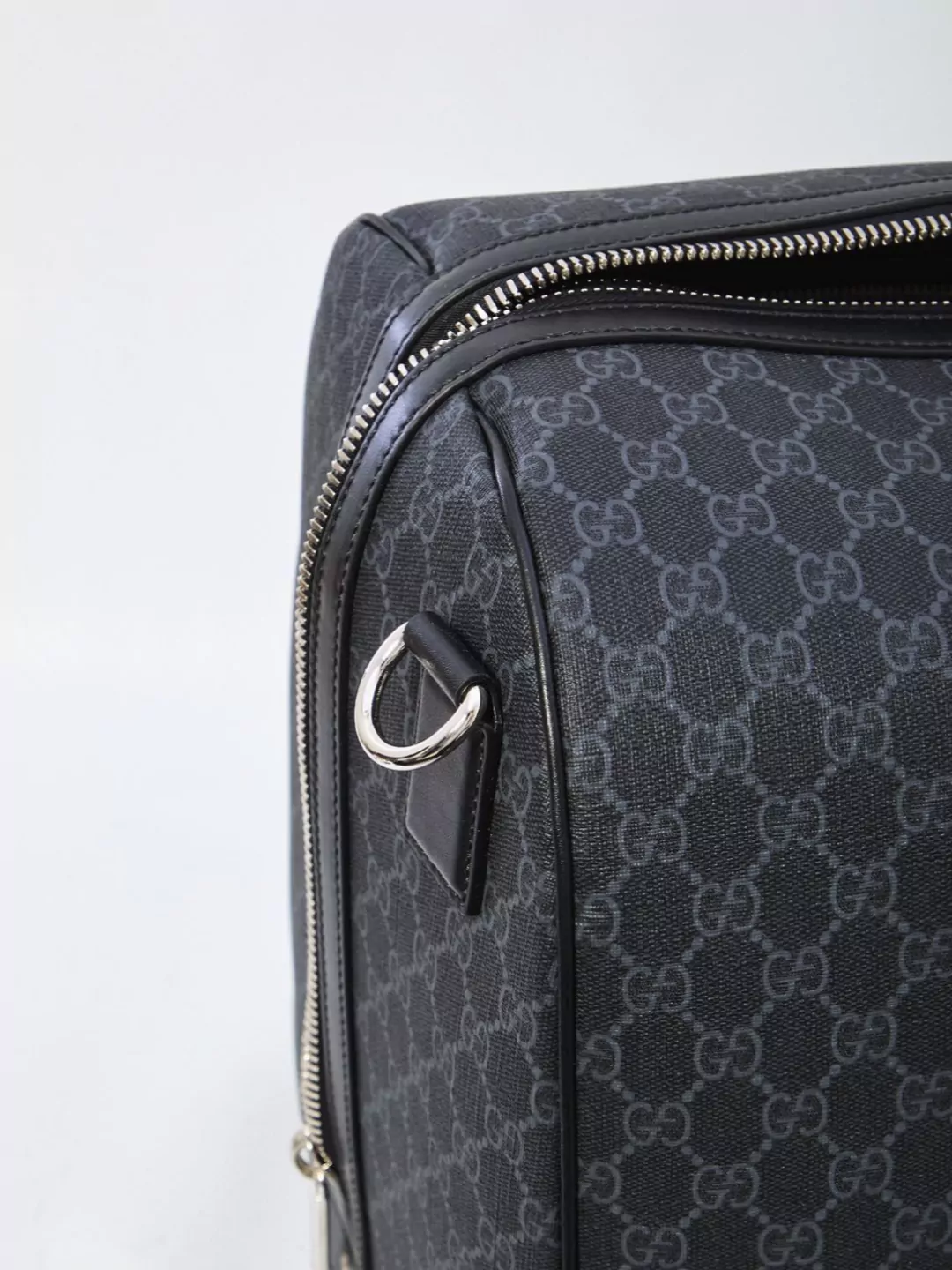 Gucci Large Gg Supreme Travel Duffle Bag