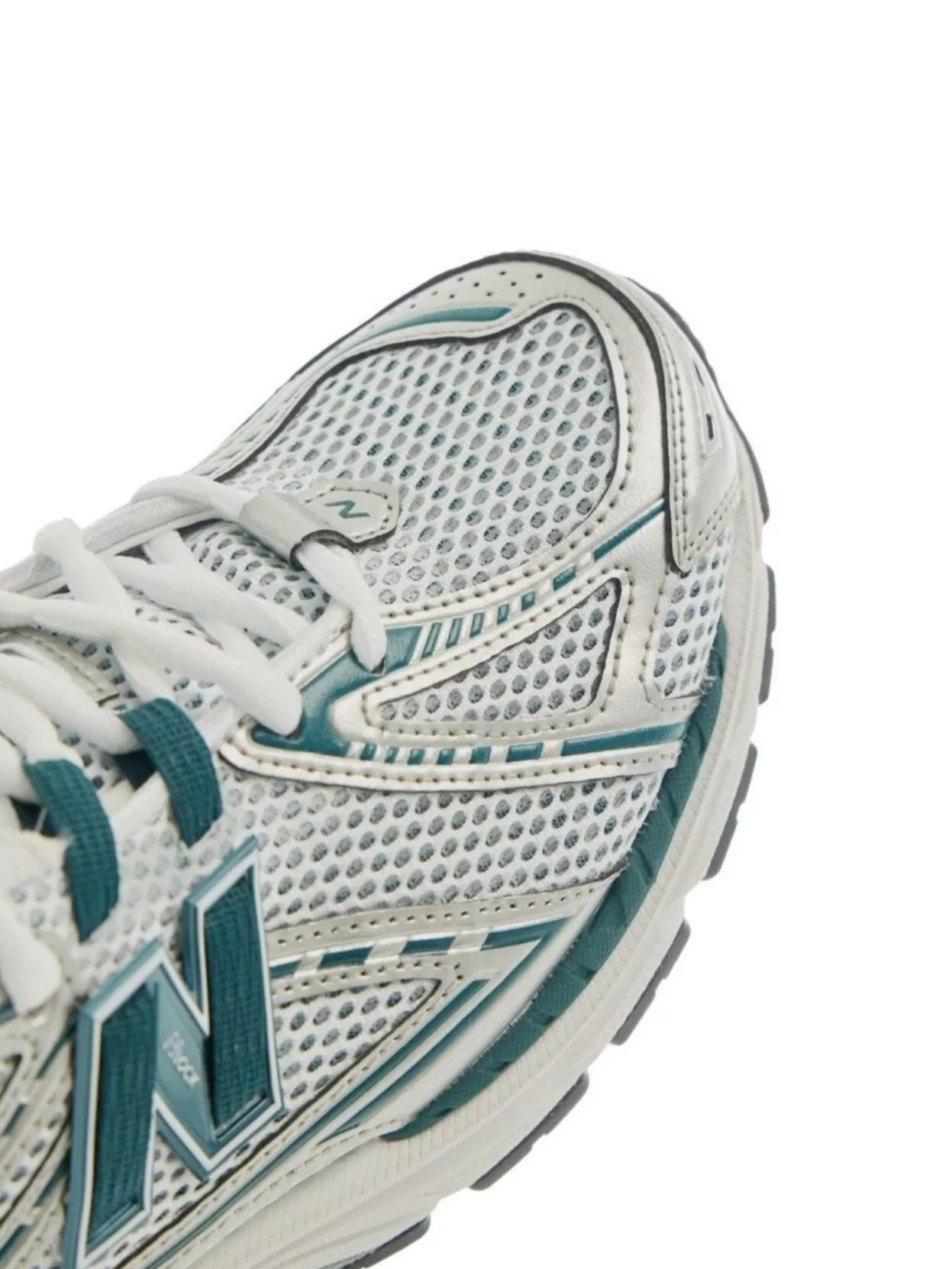 New Balance Chunky Sole Mesh Panelled Sneakers