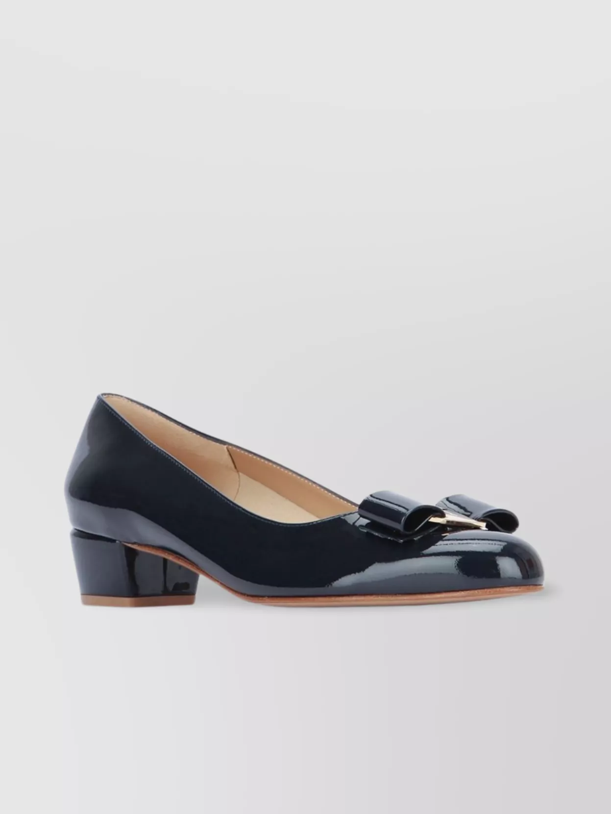 Ferragamo Bow Block Heel Patent Round Toe In Blue