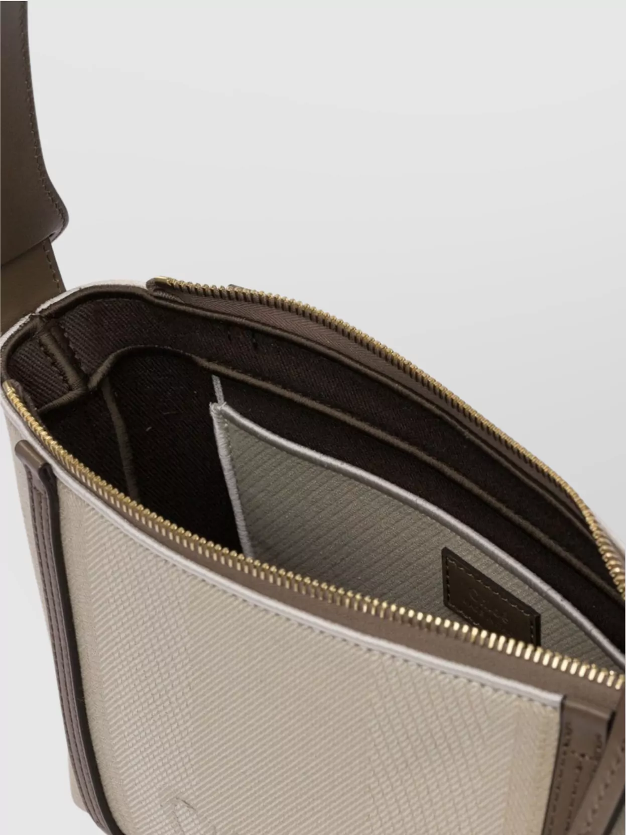 Chloé Two-Tone Shoulder Bags Strap