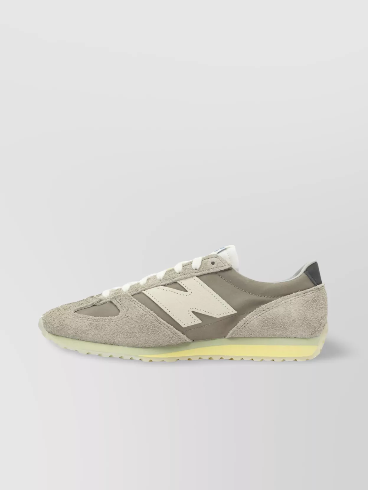 New Balance Rubber Sole Suede Panels Sneakers Slip-On