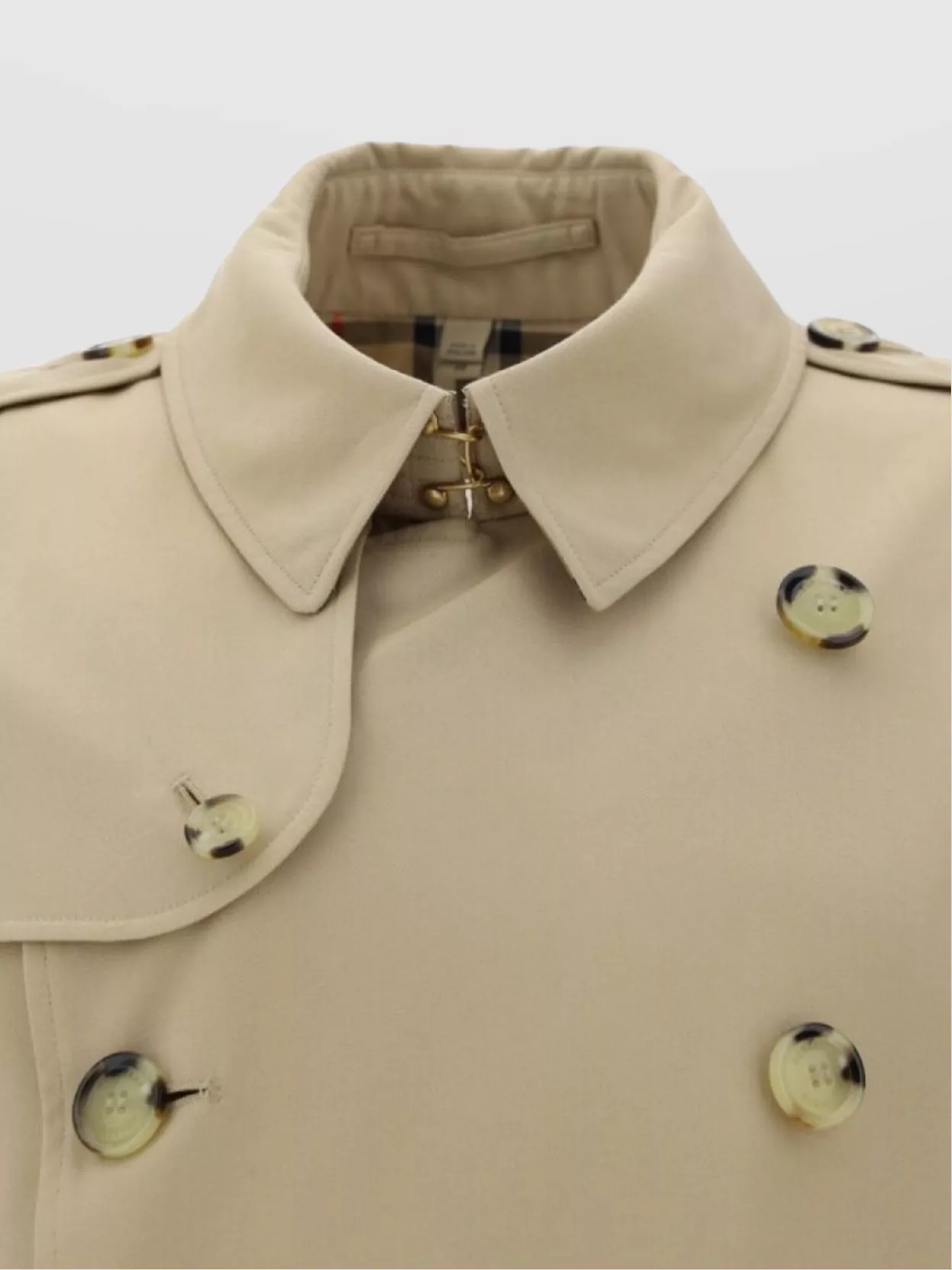 Burberry Monochrome Coat Epaulettes Belted