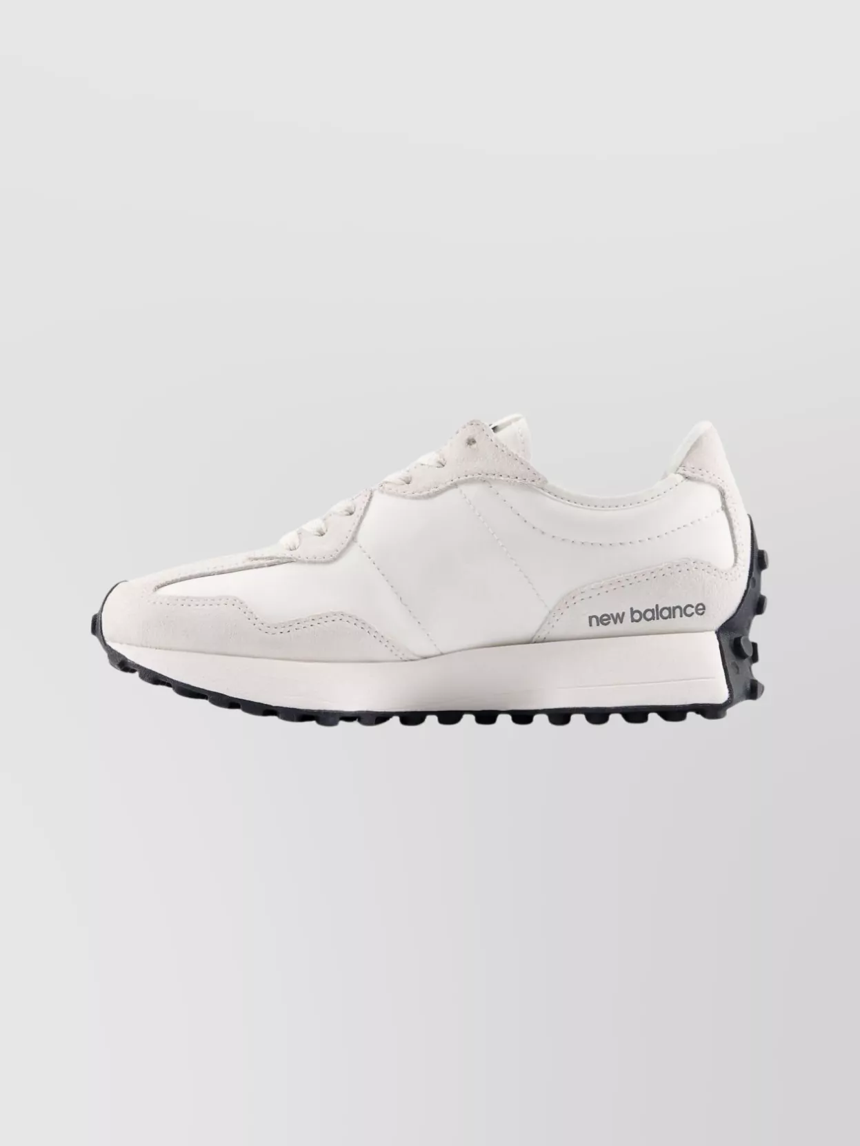New Balance Contemporary Low Top Sneakers With Contrast Panel