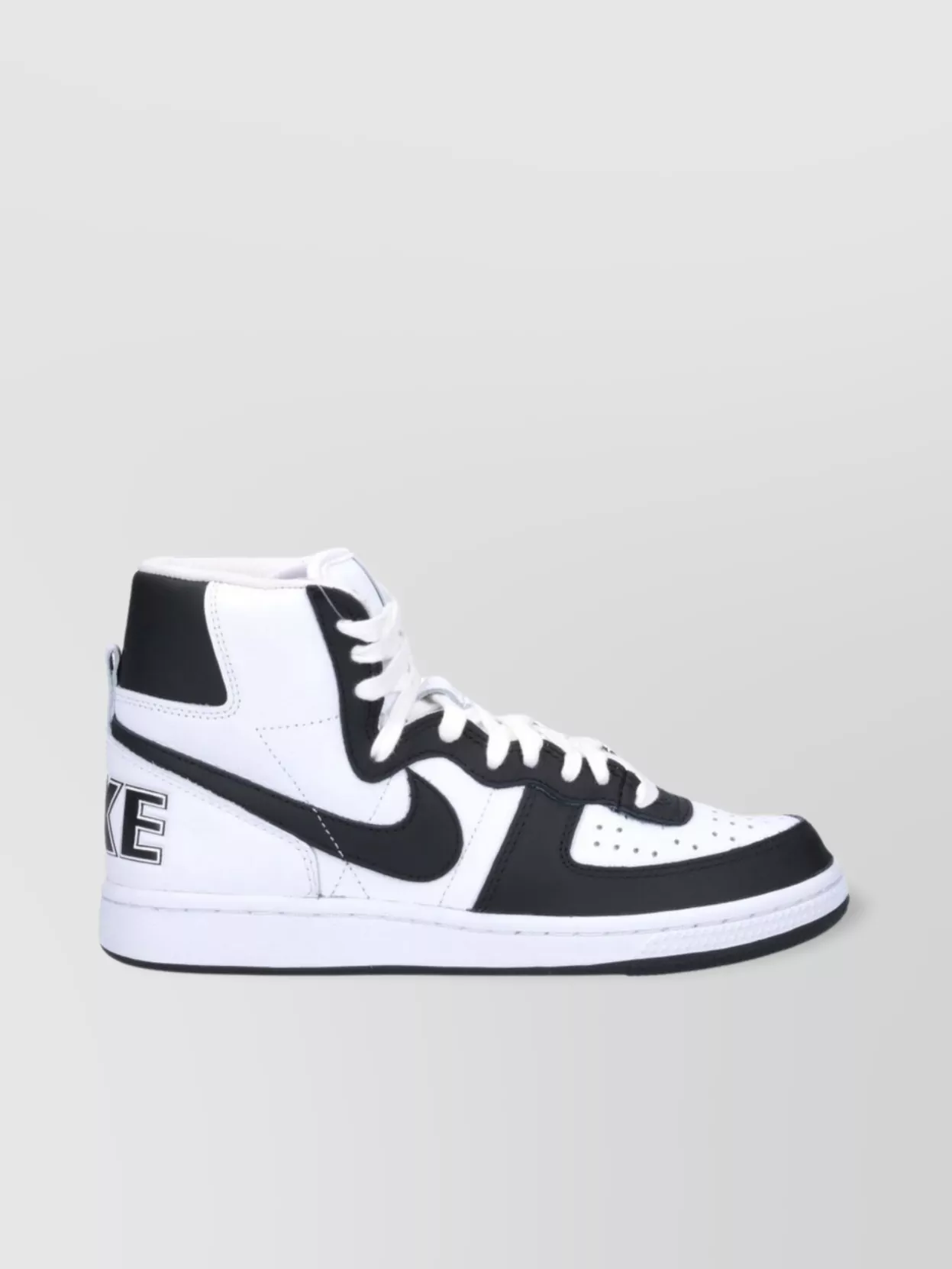 COMME DES GARÇONS LOW TOP SNEAKERS CONTRAST PANELS 