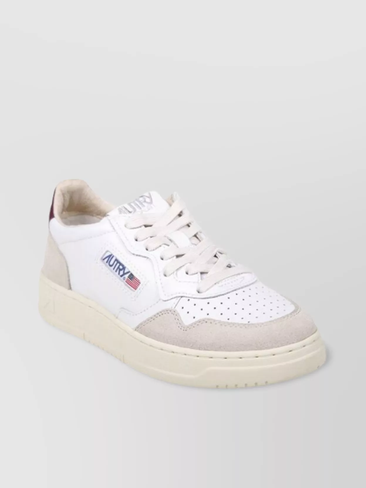 Autry Low Sneaker With Contrast Heel Tab