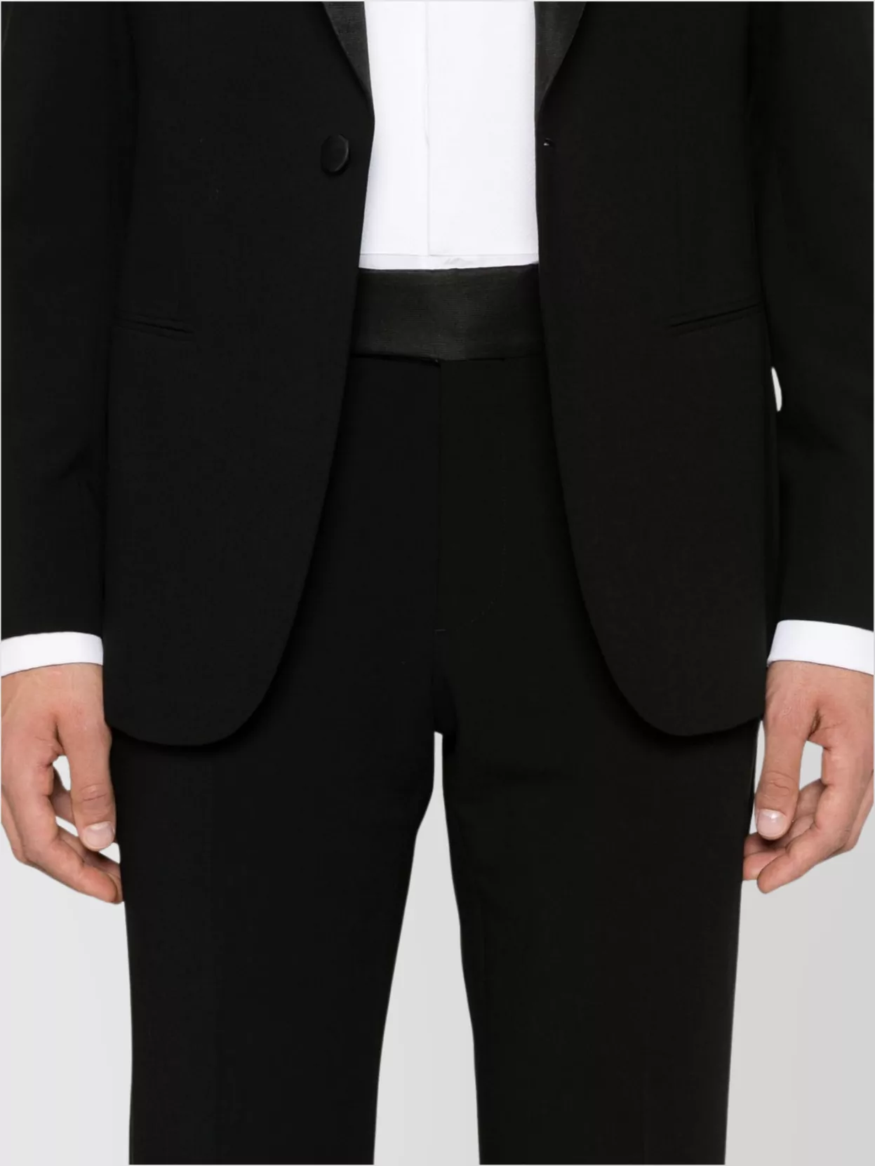 Giorgio Armani Formal Suit With Satin Lapels And Pockets