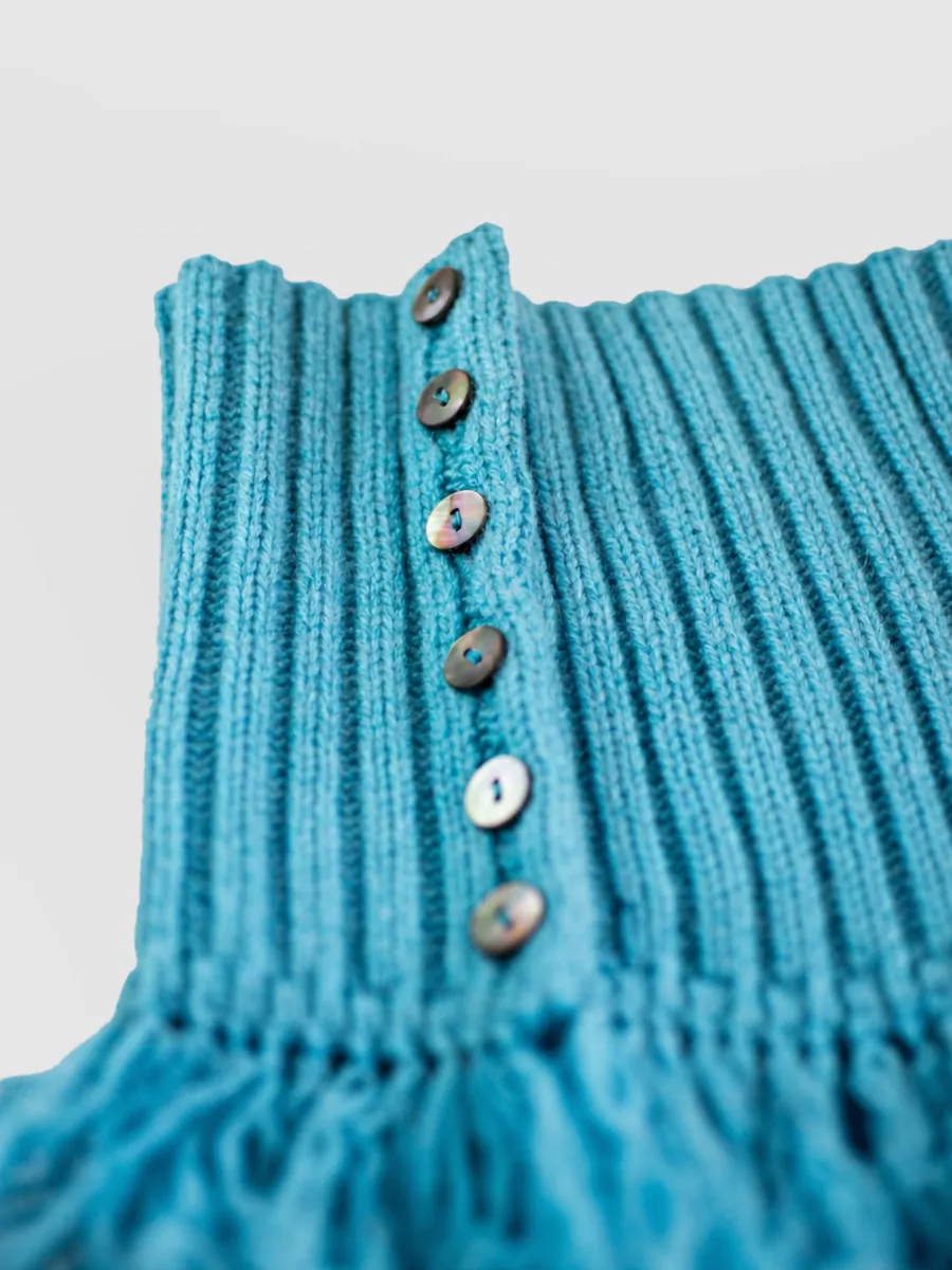 La Rose Crochet Fringed Neckwarmer