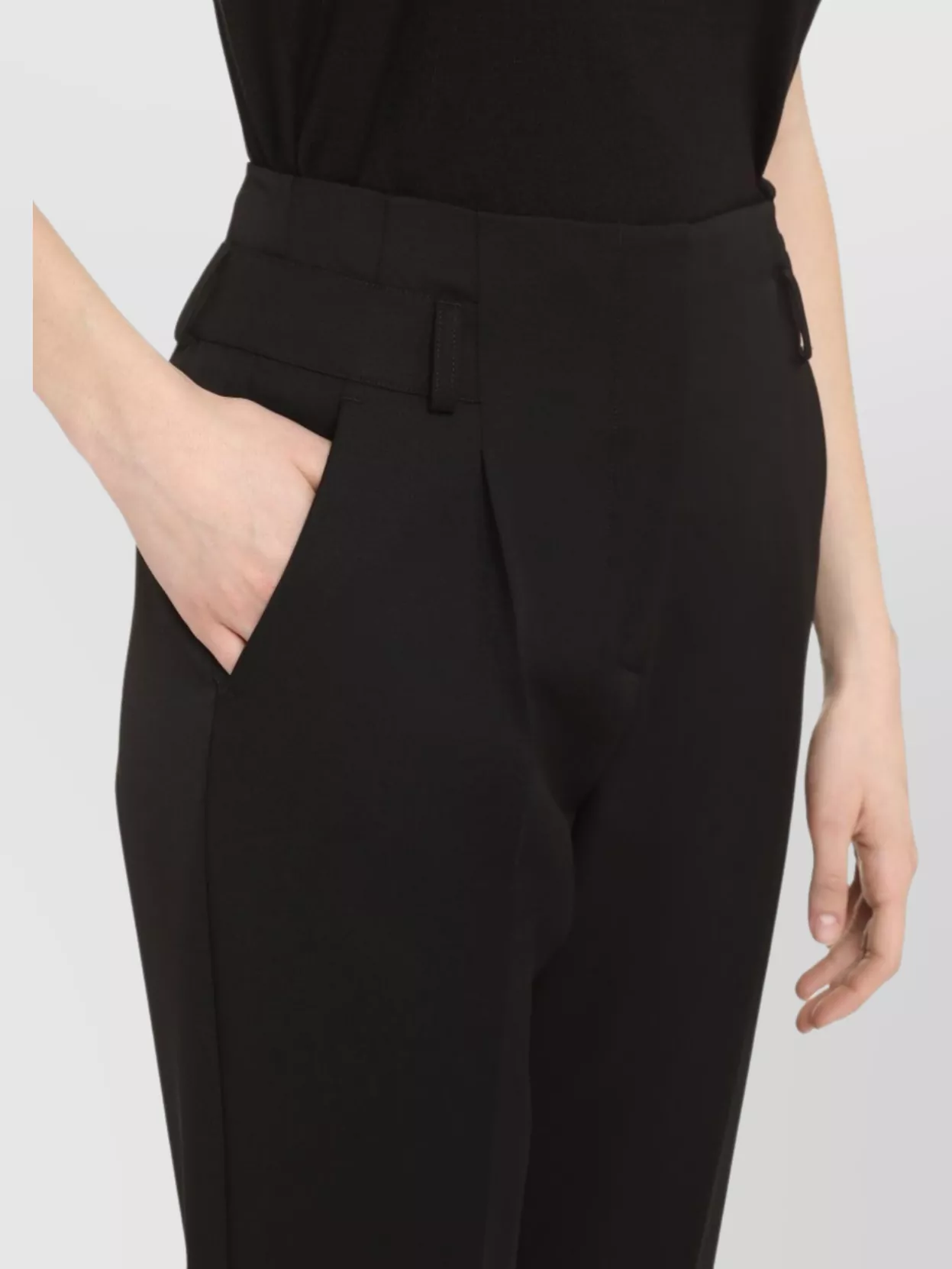 Max Mara Wool Trousers With Tapered Fit And Pleats