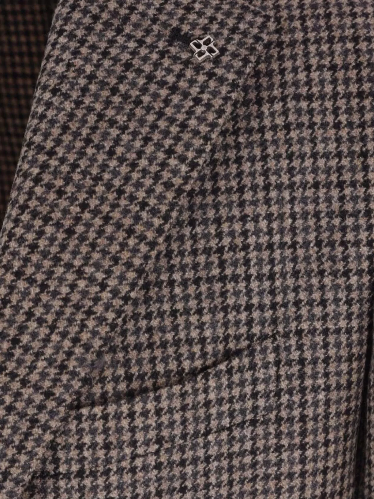 Tagliatore Classic Houndstooth Wool Blazer With Notched Lapels And Button Closure In Gray