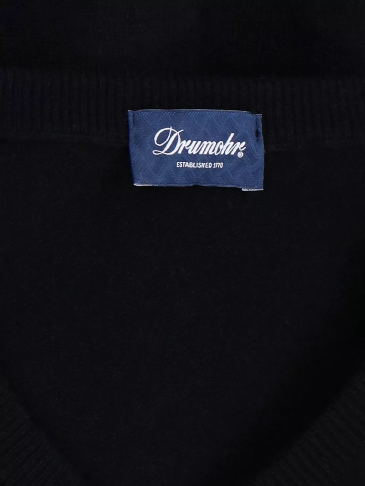 Drumohr Ribbed V-Neck Knitwear With Long Sleeves