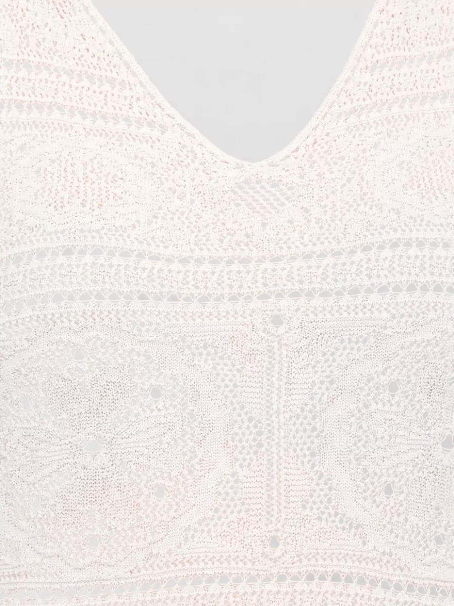 D.exterior Sleeveless Lace Knit V-Neck Top