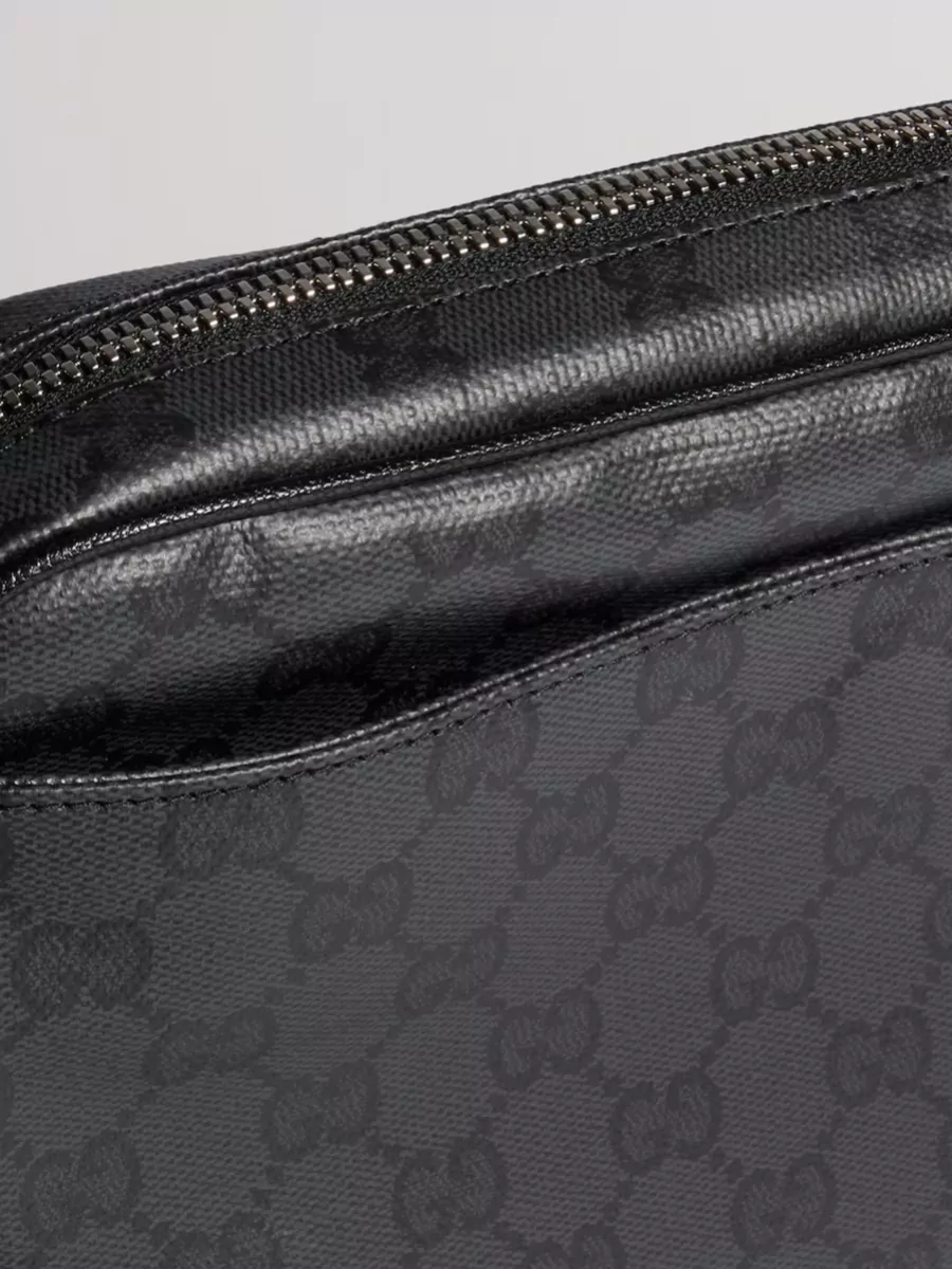 Gucci Leather Crossbody Clutch Bag