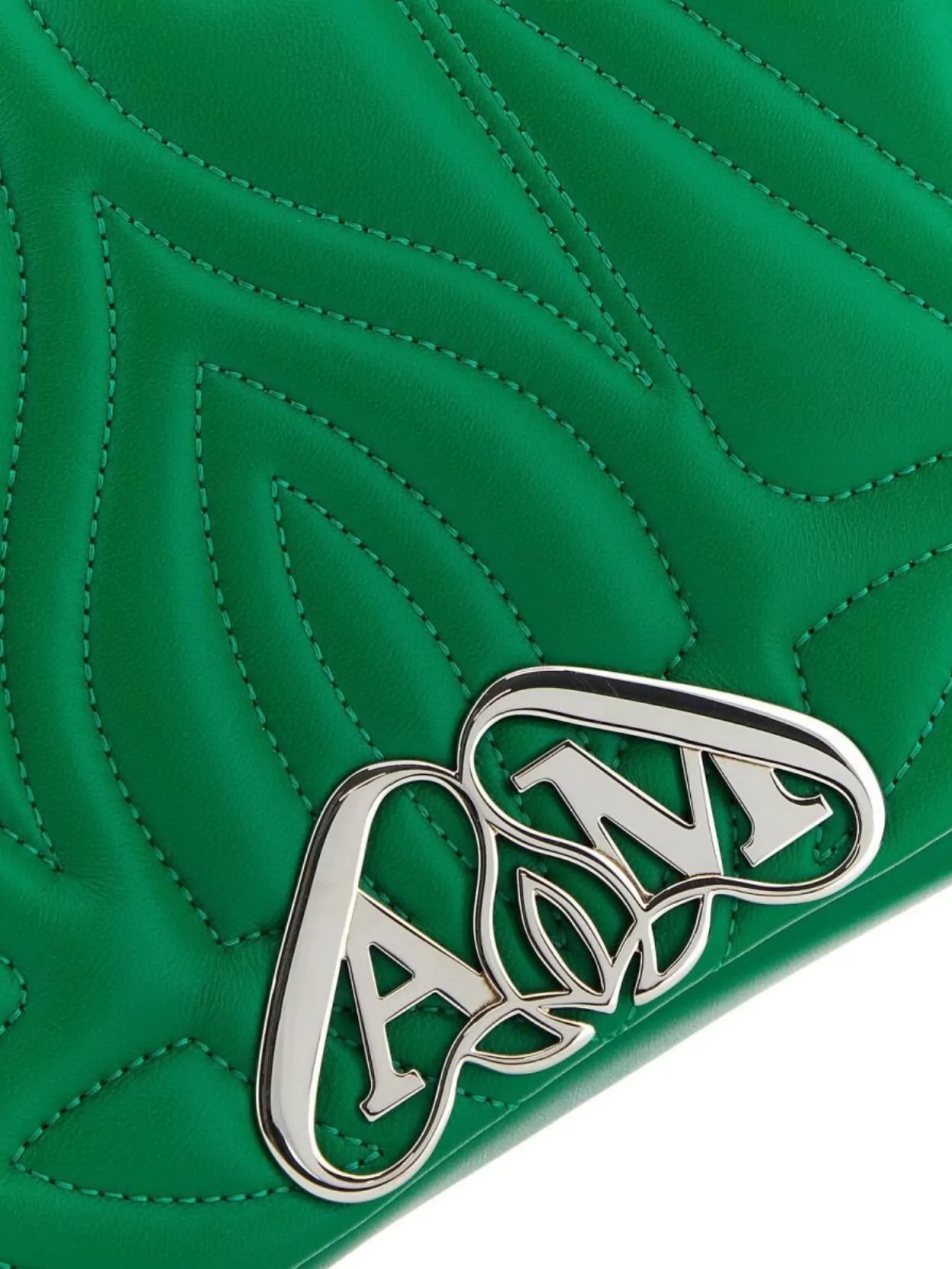 Alexander Mcqueen Quilted Lamb Leather Shoulder Bag With Chain Handle