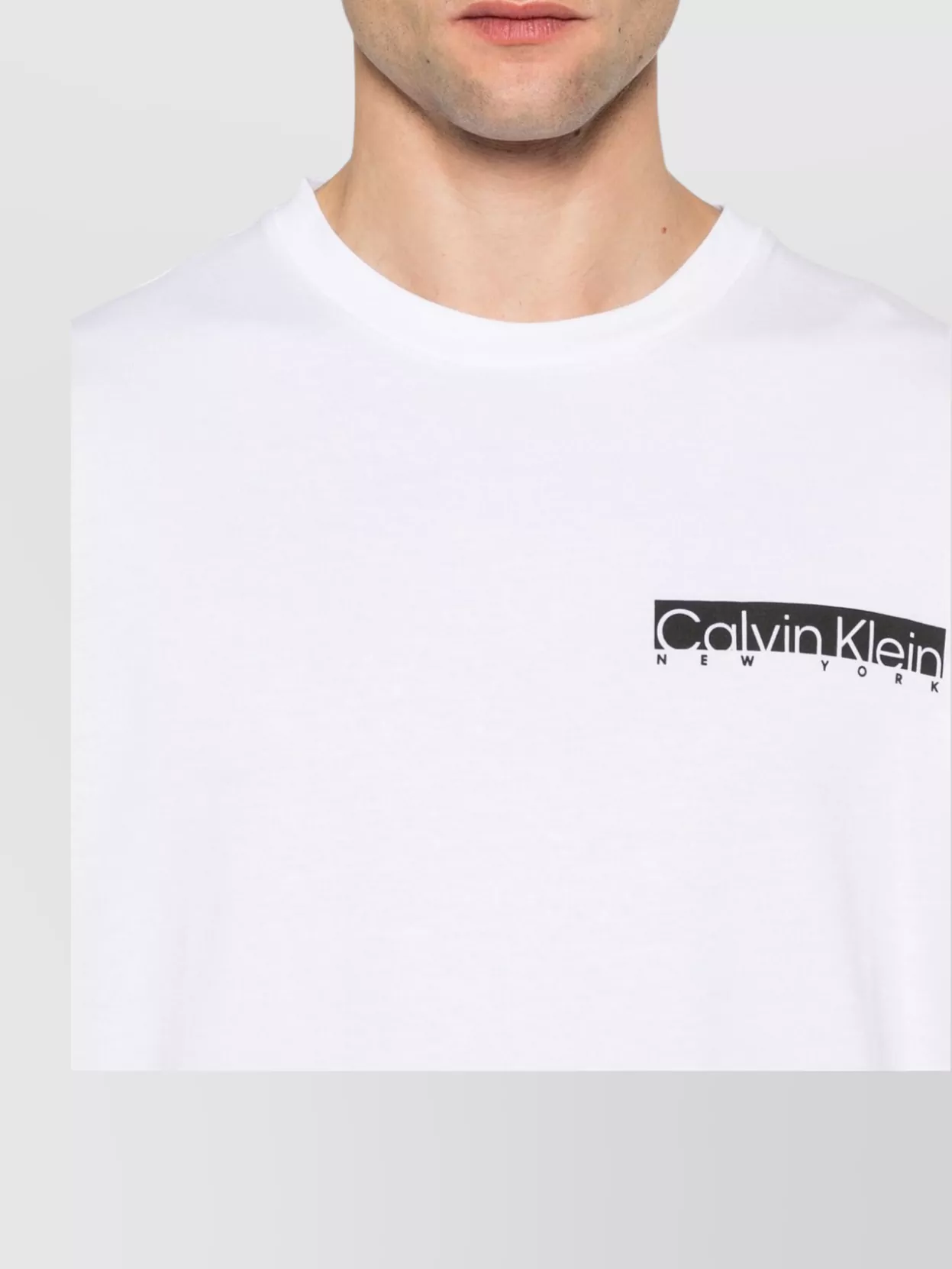 Calvin Klein Nychestboxlogotee - Casual Modern Stylish Versatile