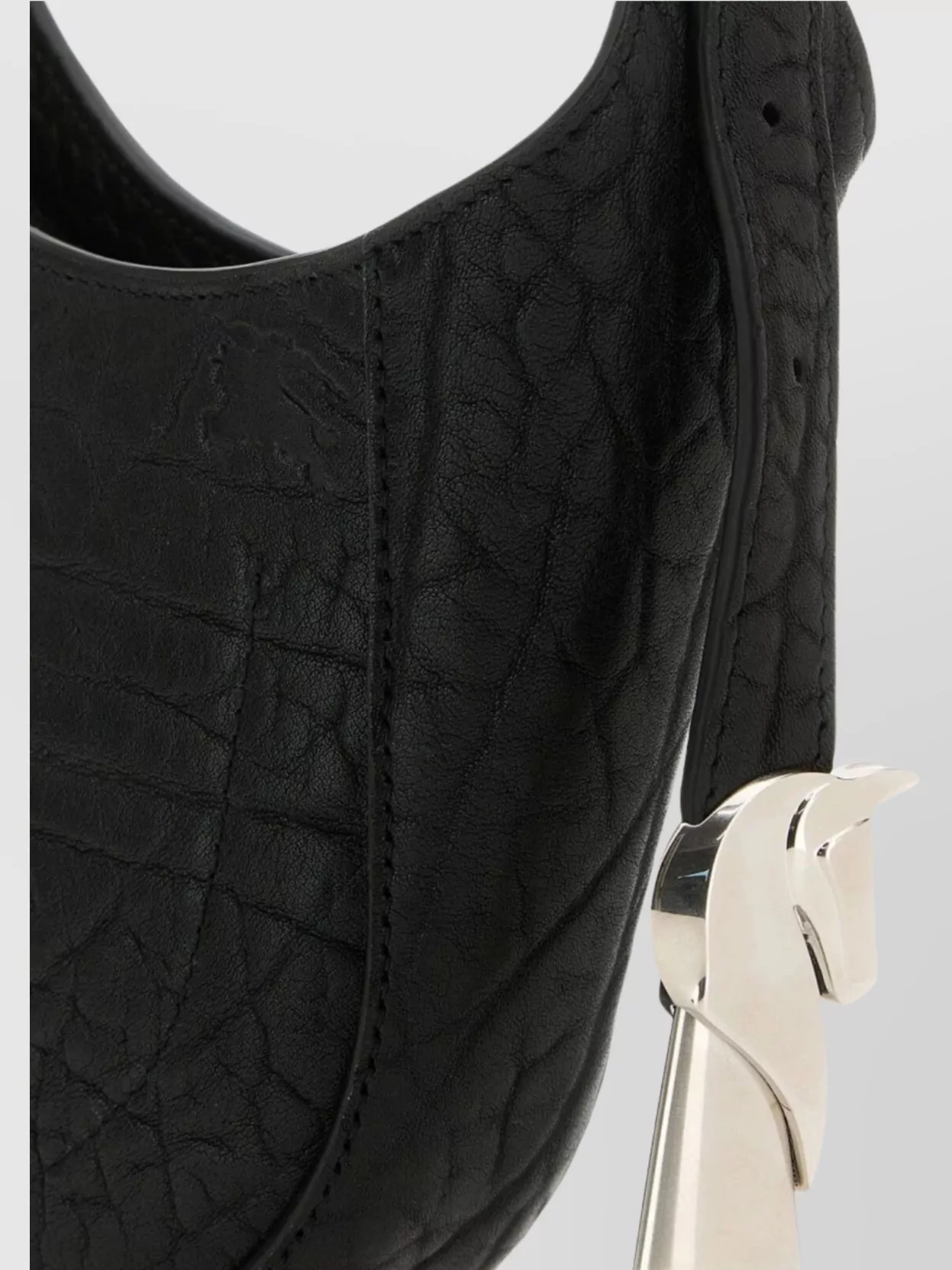 ショルダーバッグ・ポシェット Burberry Black leather medium Chess shoulder bag Burberry Medium Chess Leather Shoulder Bag | Black | FARFETCH
