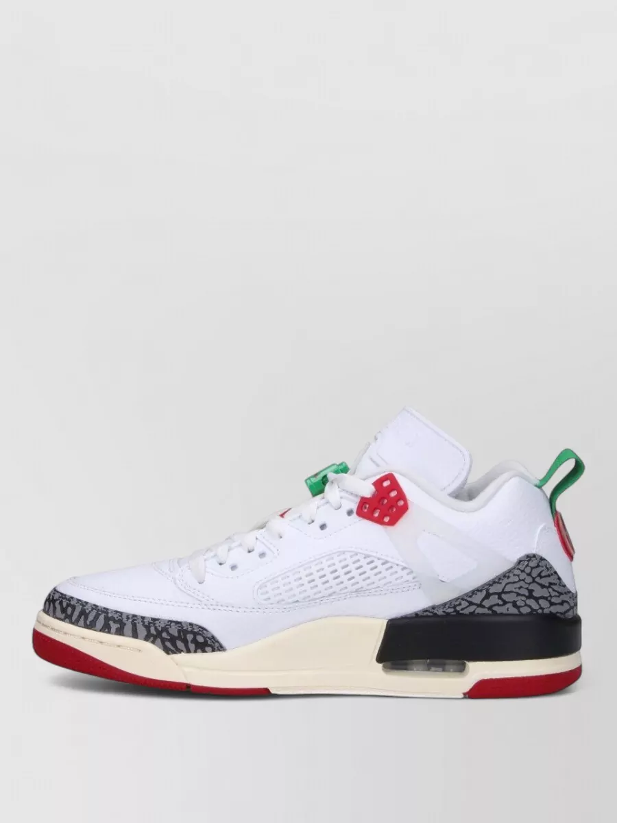 Nike Low Sneakers Perforated Upper Contrast Sole