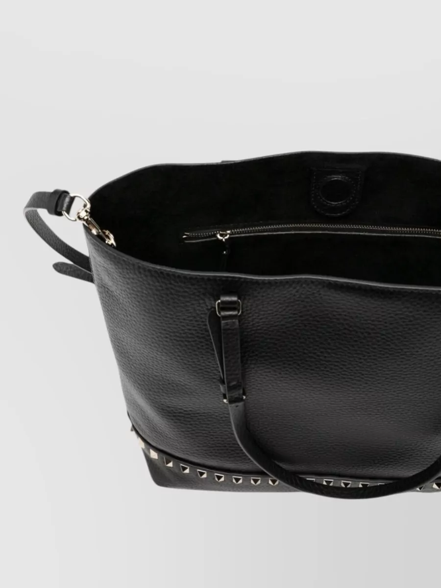 Valentino Garavani Rockstud Medium Leather Shoulder Bag