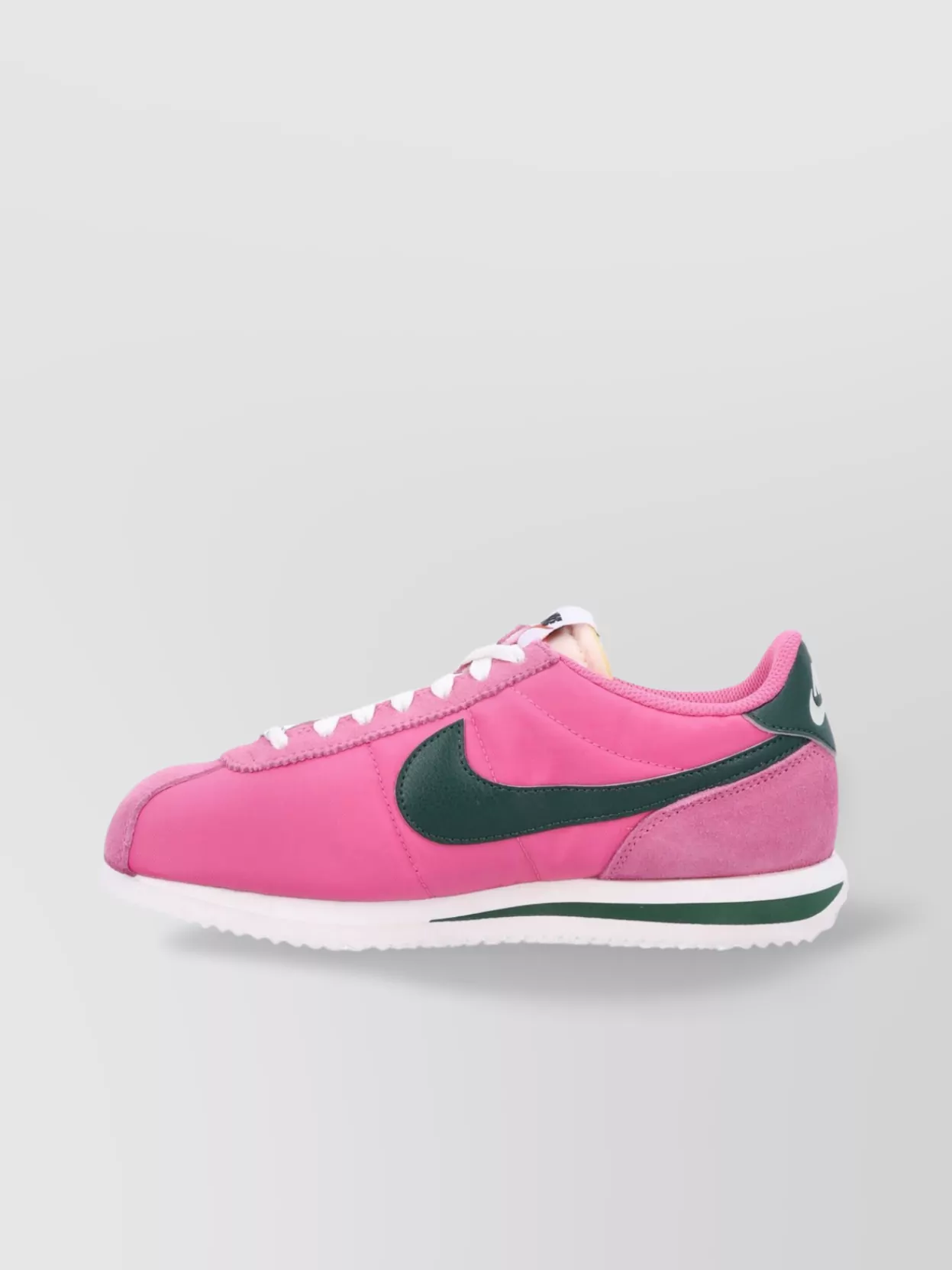 Nike Padded Collar Low-Cut Sneakers