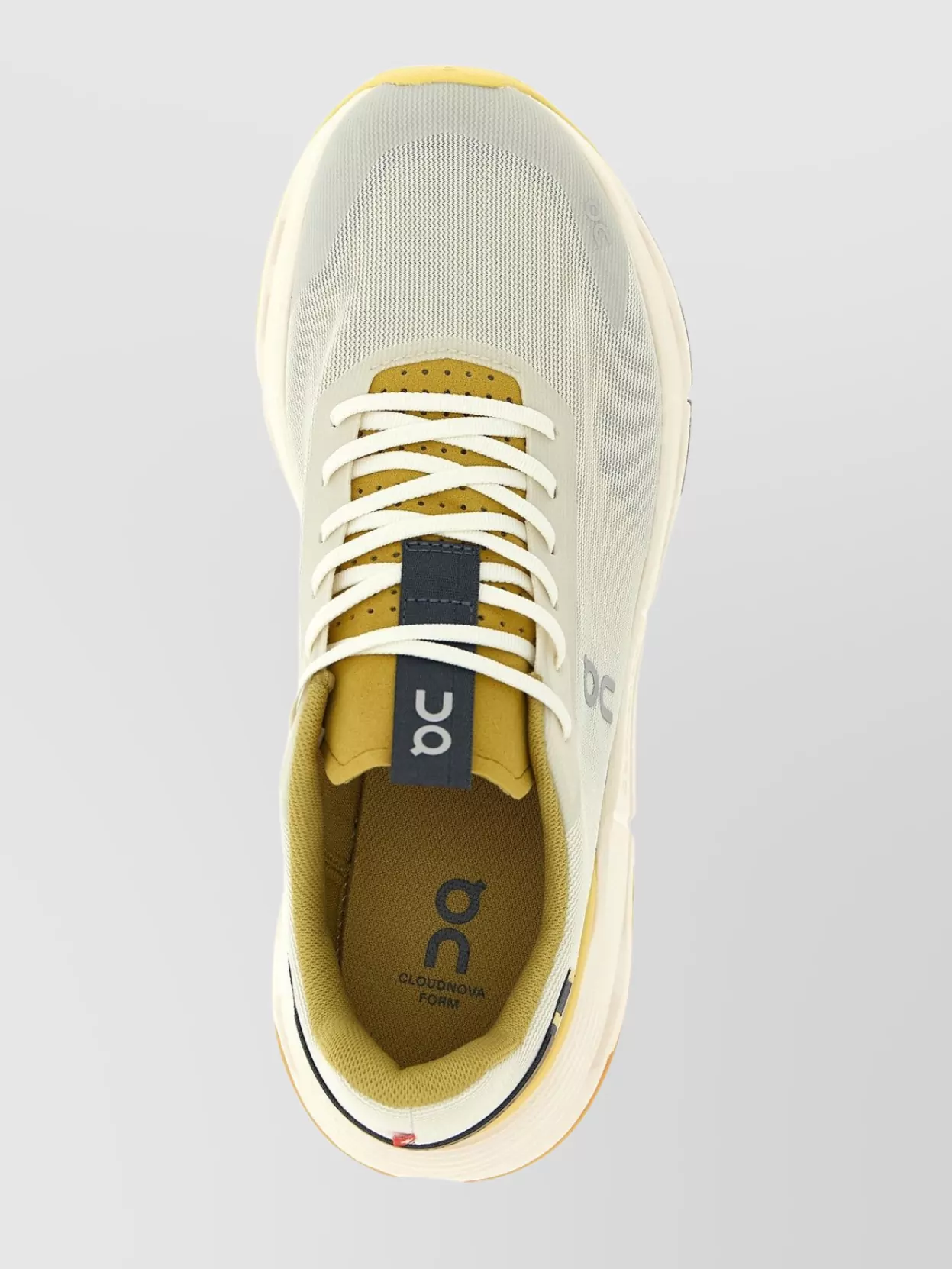 On 'Mesh Upper Rubber Sole Sneakers'