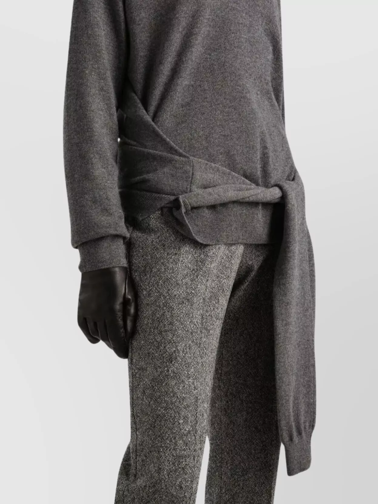 Dolce&Gabbana Knotted Cashmere V-Neck Sweater