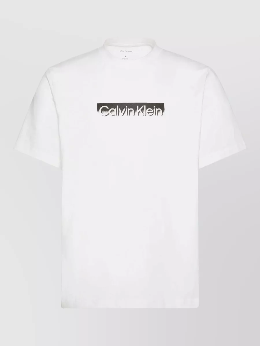 Calvin Klein T-shirt