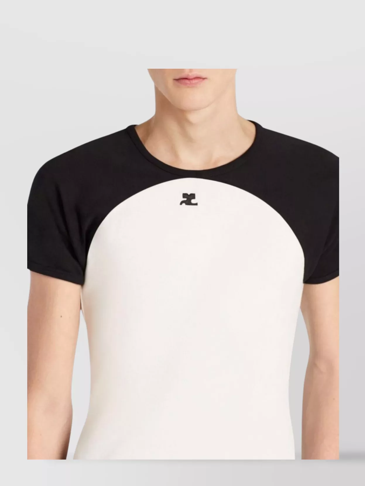 Courrèges Contrast Raglan Sleeve T-Shirt With Curved Hem