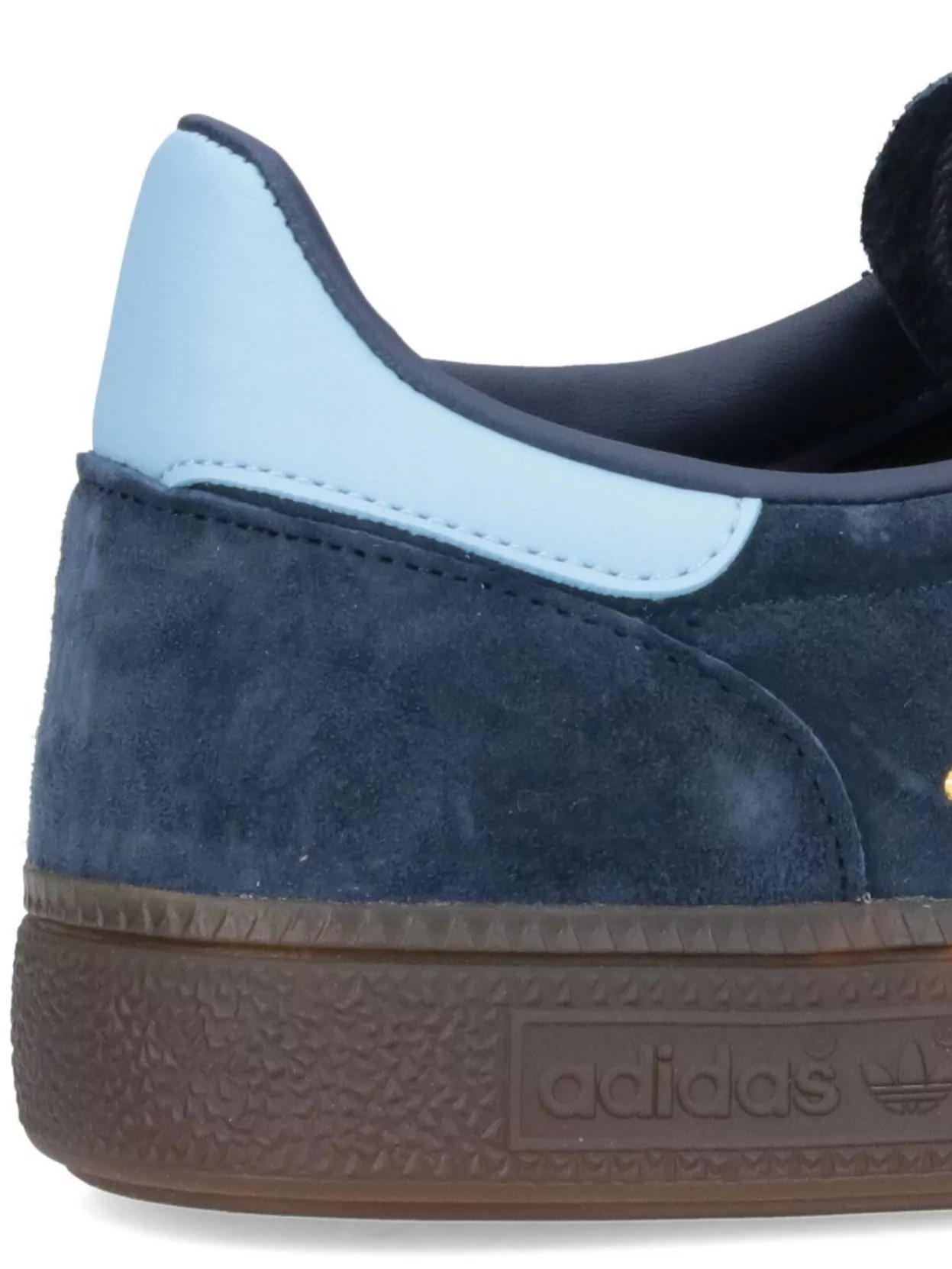 Adidas Low Top Sneakers With Contrast Heel Tab