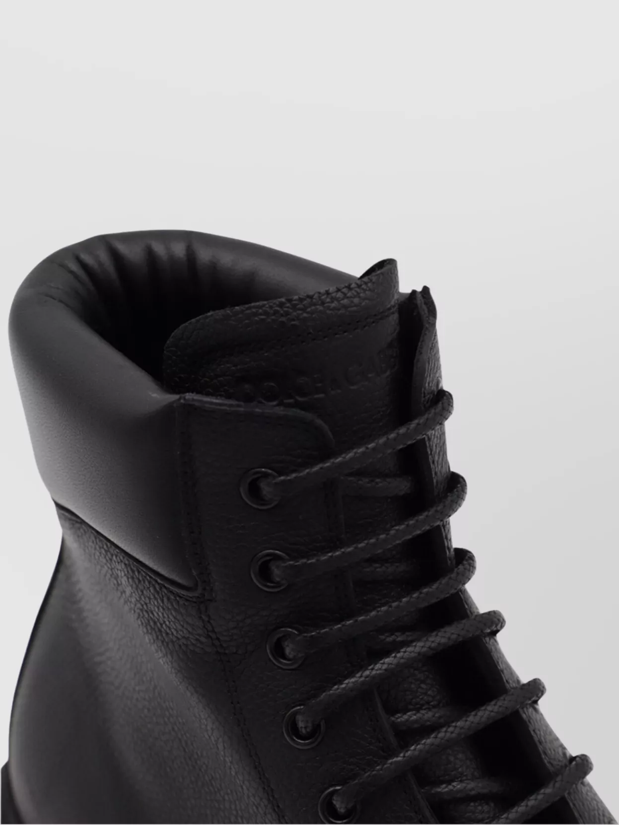 Dolce&Gabbana Chunky Sole Ankle Boots With Textured Leather