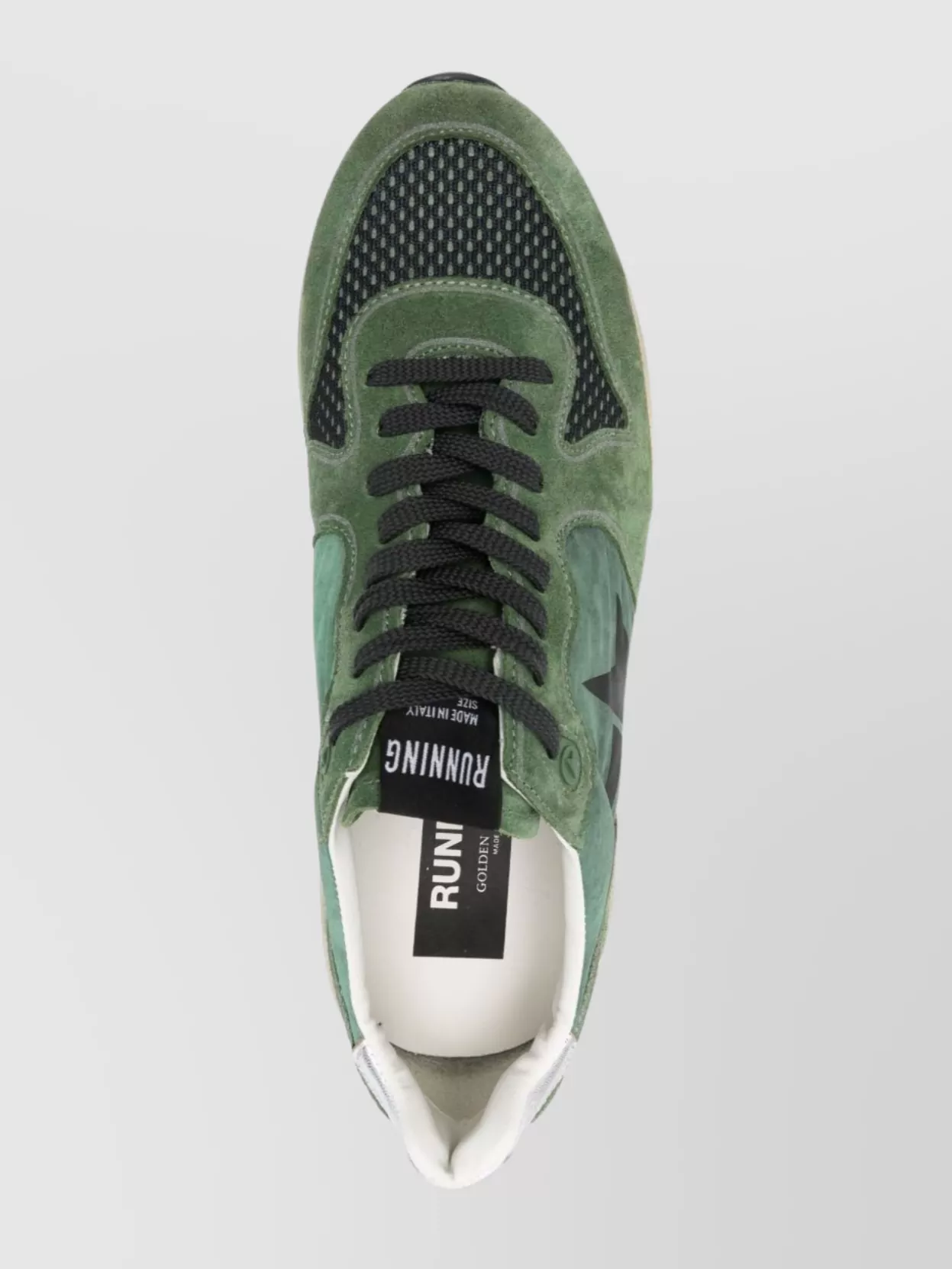 Golden Goose Stylish Low Top Sneakers With Star Detail