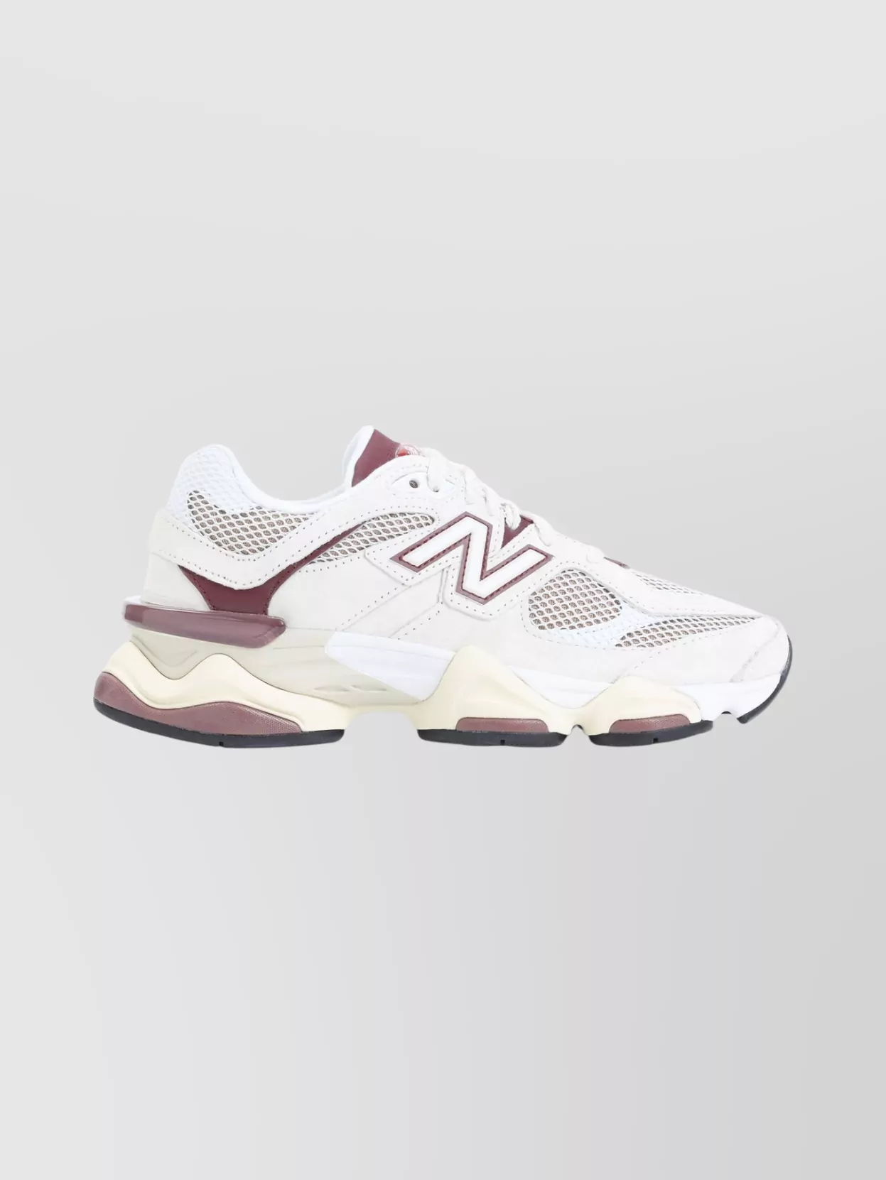 New Balance Modern Sneakers With Contrast Sole And Mesh