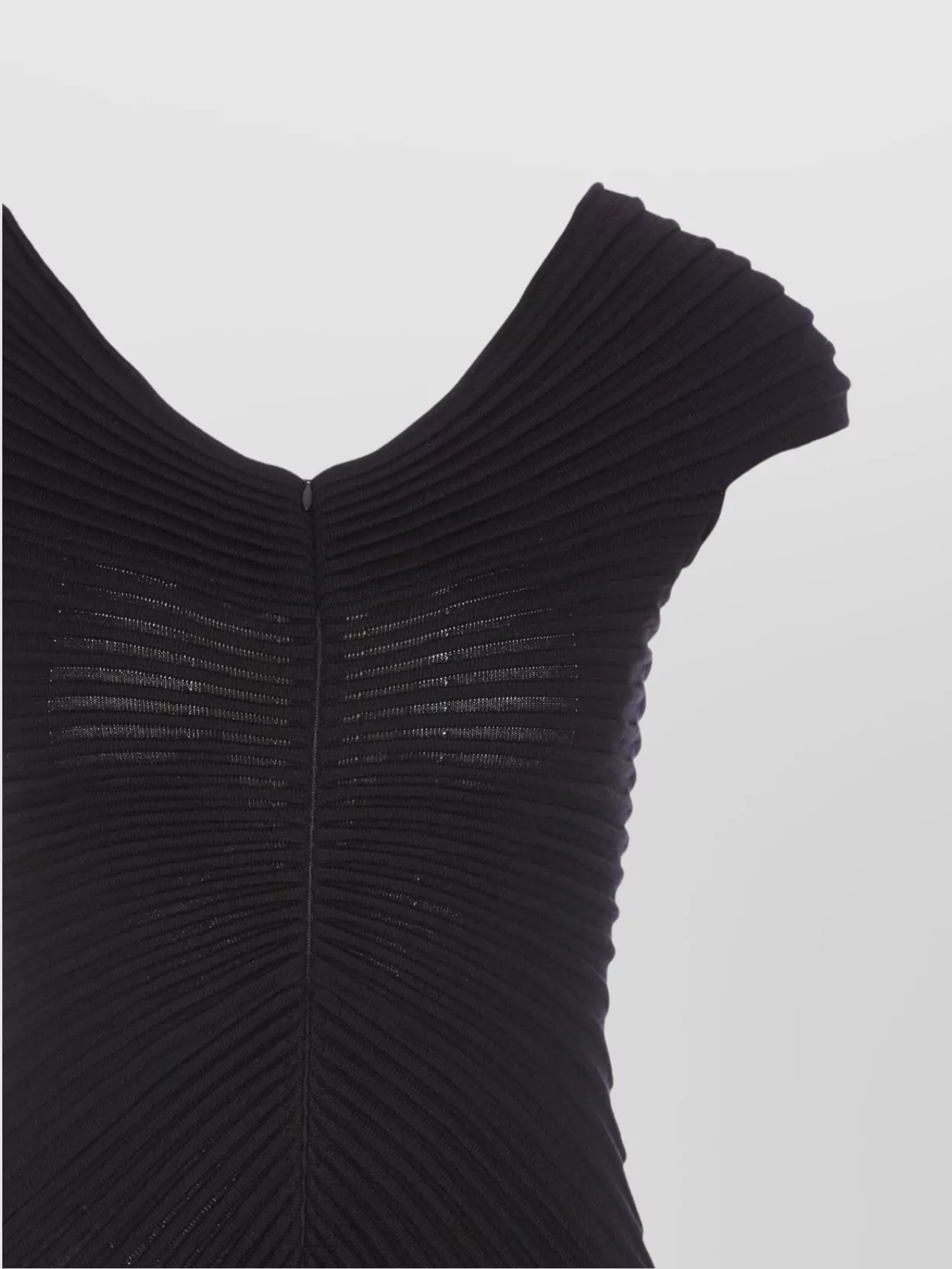 ALAÏA MAXI DRESS WITH CAP SLEEVES AND V-NECK