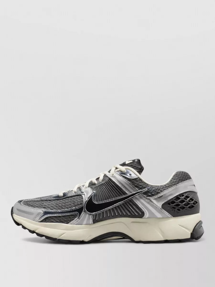 Nike Synthetic Low-Top Sneakers