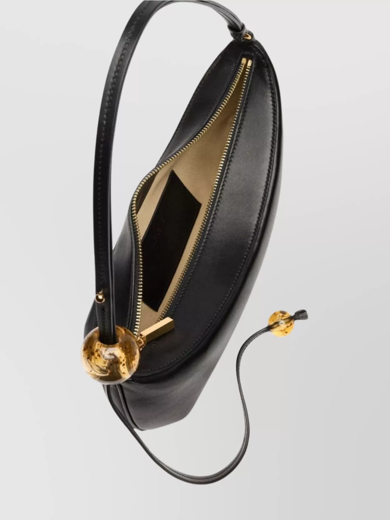JACQUEMUS （223AC0015012560） The long Chiquito with buckle by JACQUEMUS | Official website