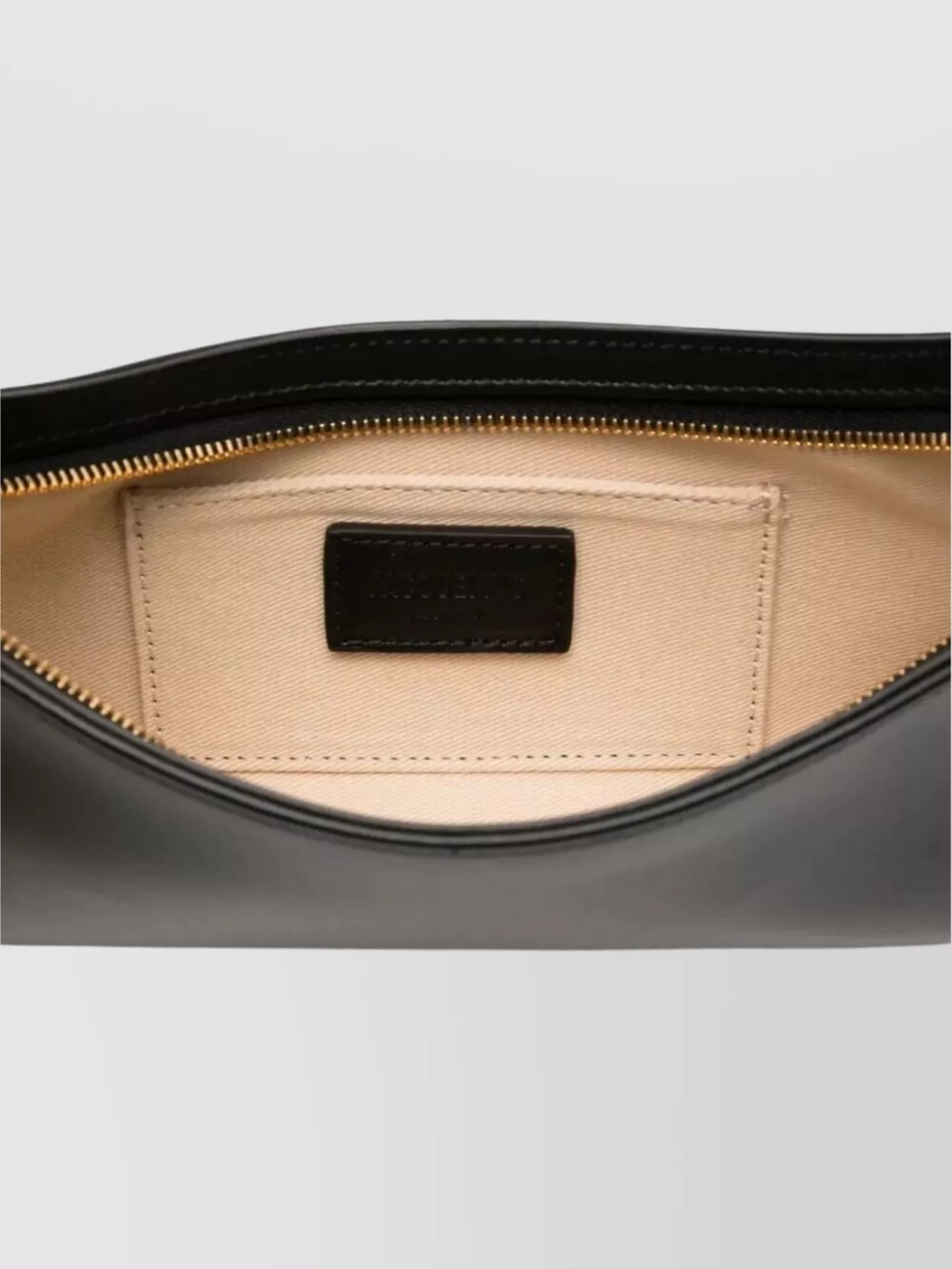 Jacquemus Pearl Kiss Beaded Handle