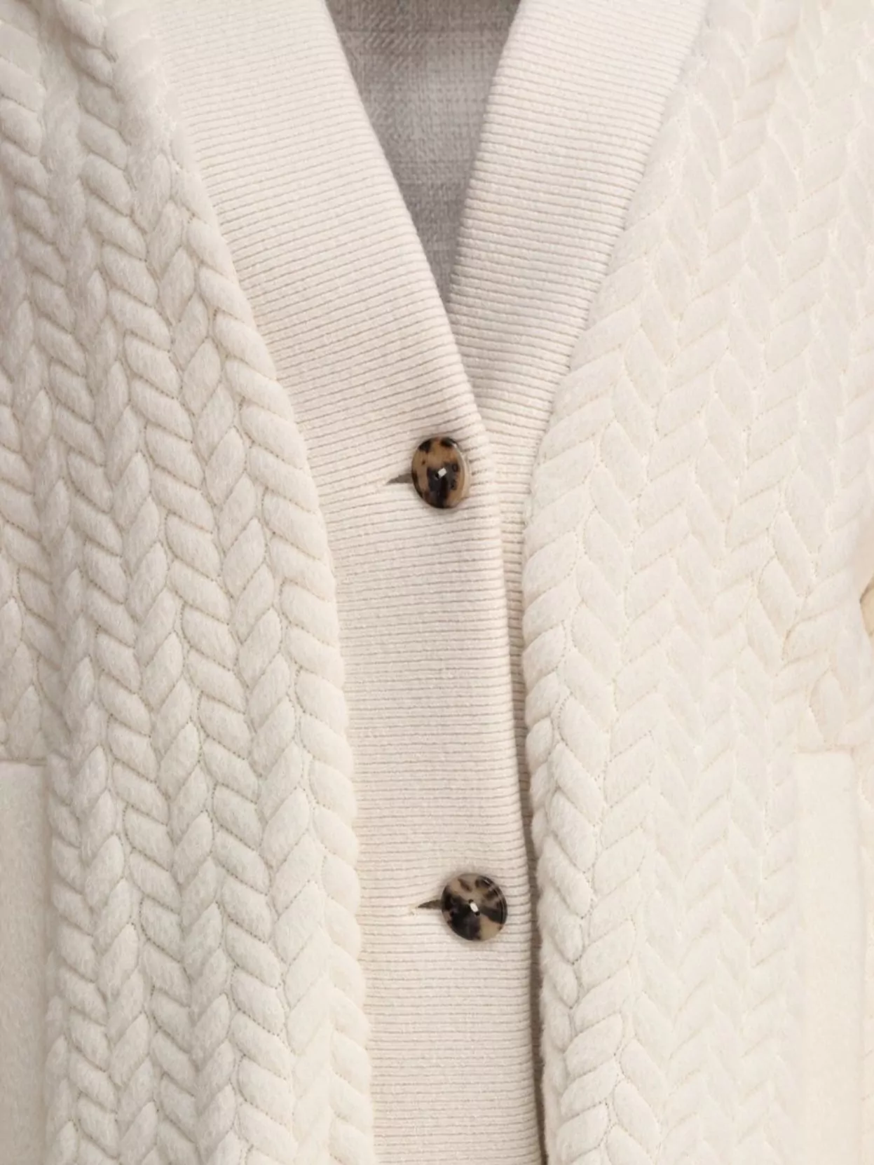 Agnona Ribbed Cuffs Shawl Collar Side Pockets Textured Pattern In Neutral