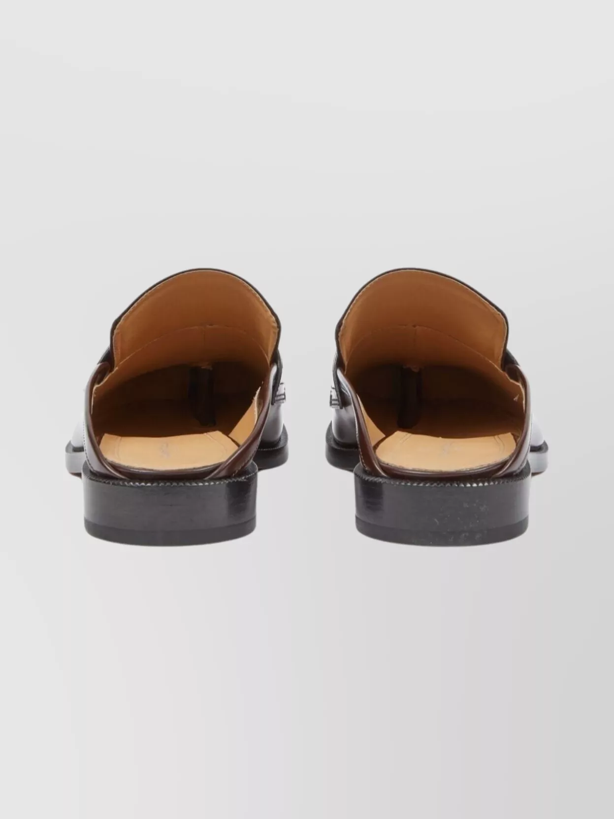 Maison Margiela Leather Sandals With Round Toe Design
