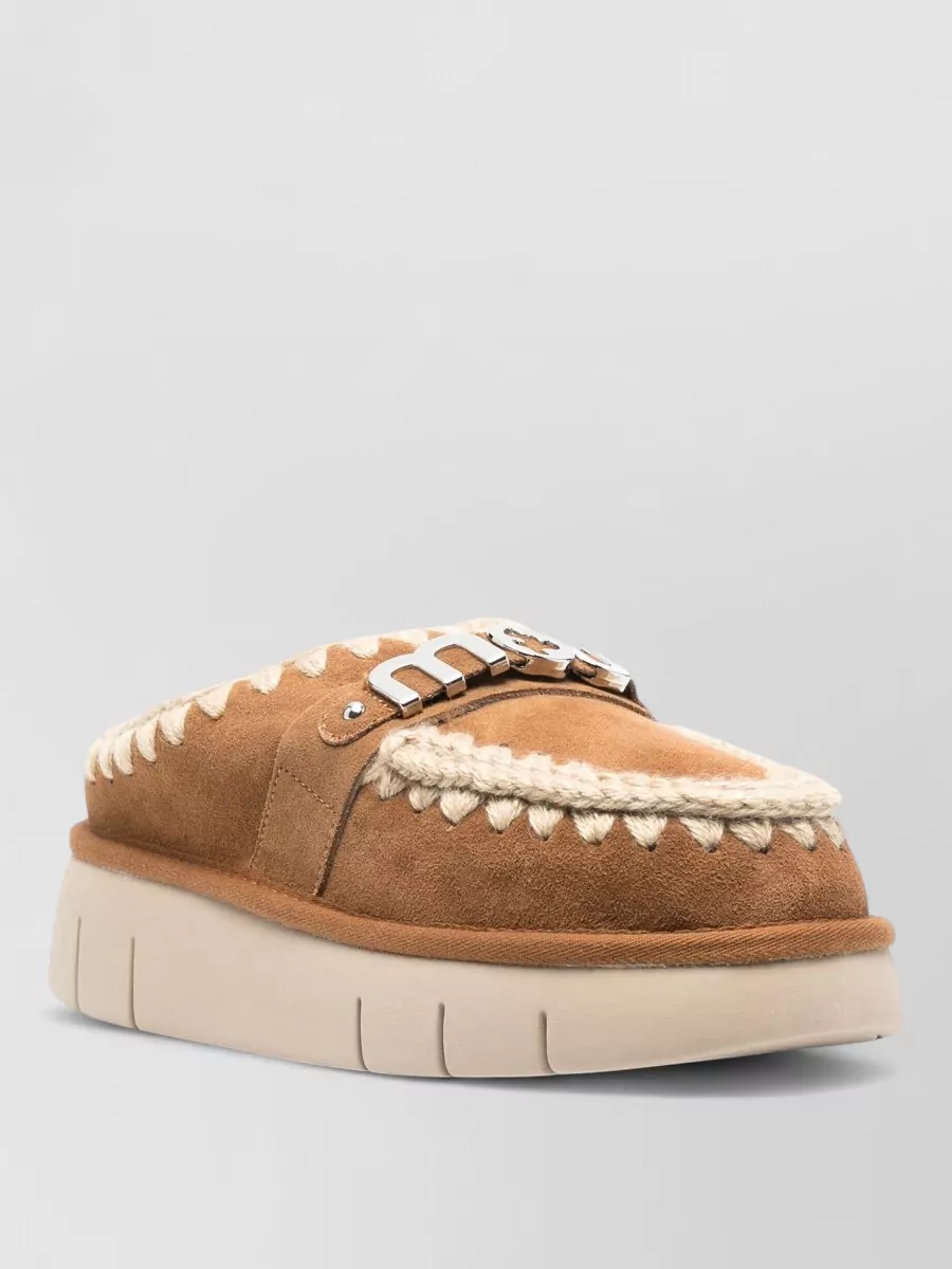 Mou sheepskin logo-detail mules