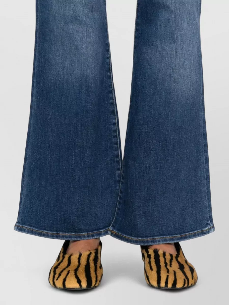 Frame Signature Jeans Flared Leg Five Pockets