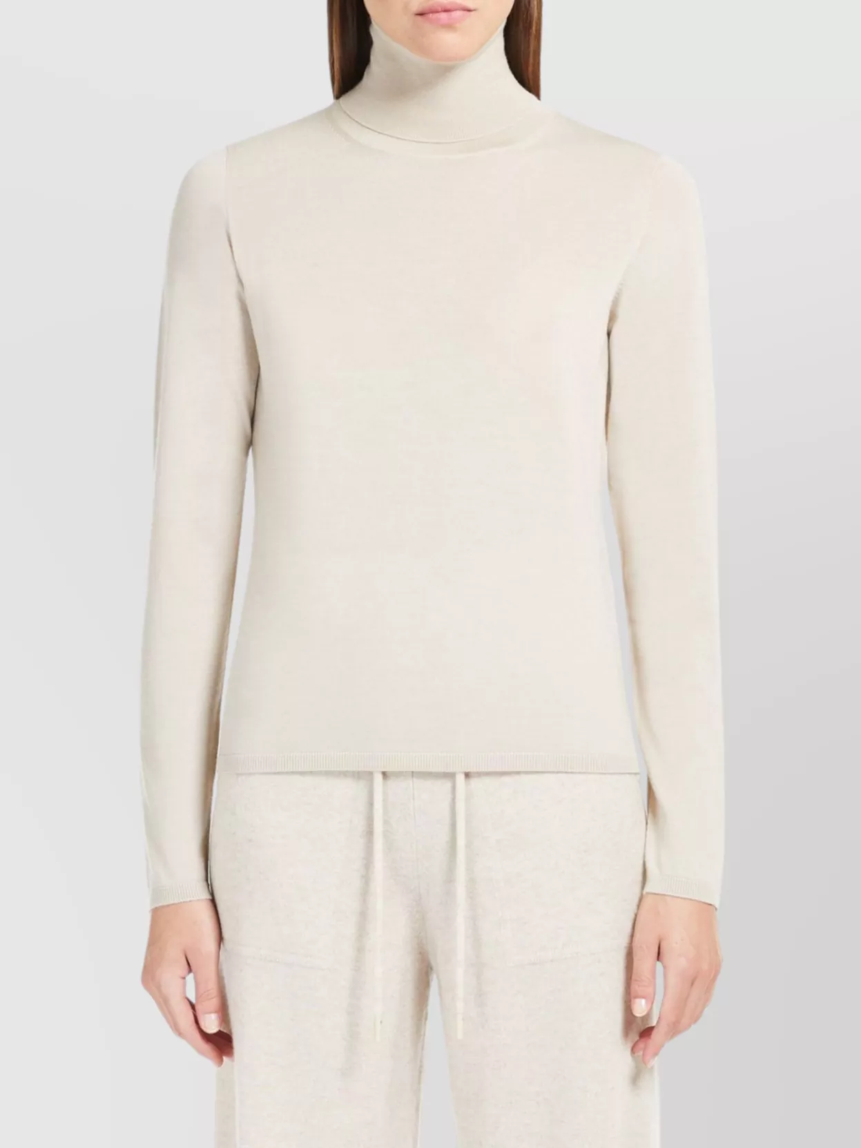 Max Mara Lightweight Cashmere Turtleneck High Collar