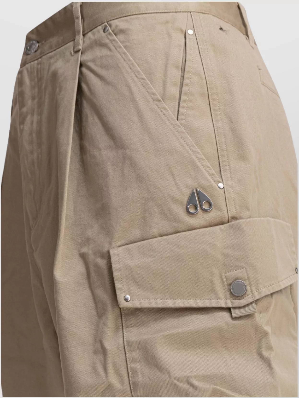 MOOSE KNUCKLES CARGO TROUSERS WITH BELT LOOPS AND POCKETS